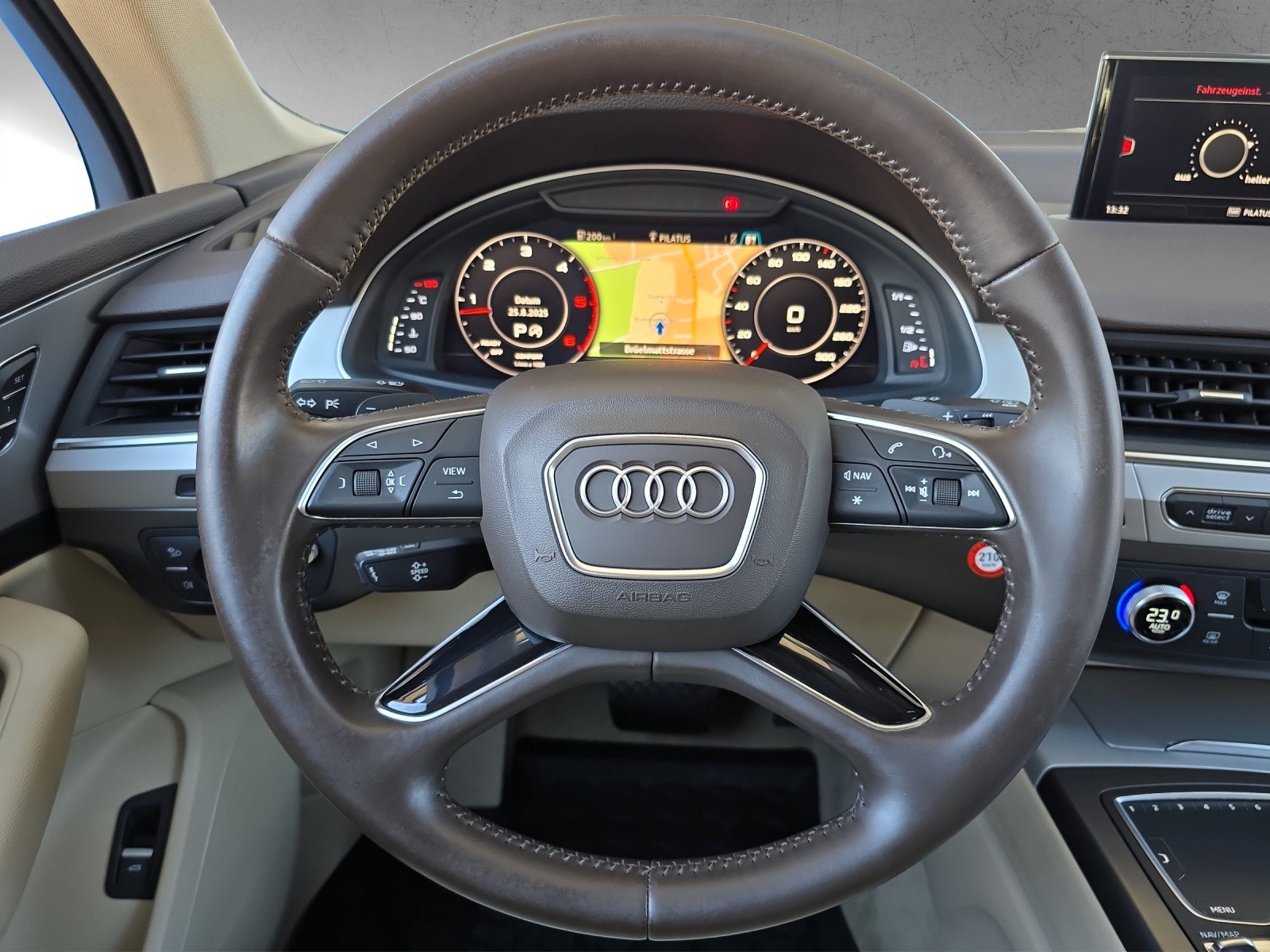 AUDI Q7 3.0 TDI ultra quattro tiptronic Luftfederung-image-10