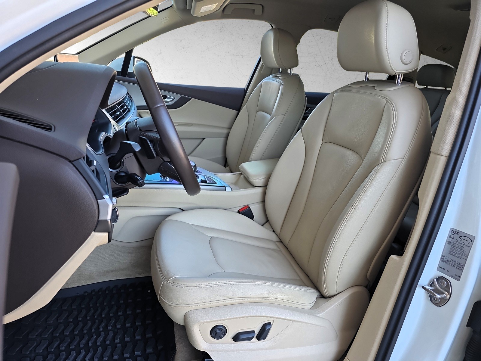 AUDI Q7 3.0 TDI ultra quattro tiptronic Luftfederung-image-6