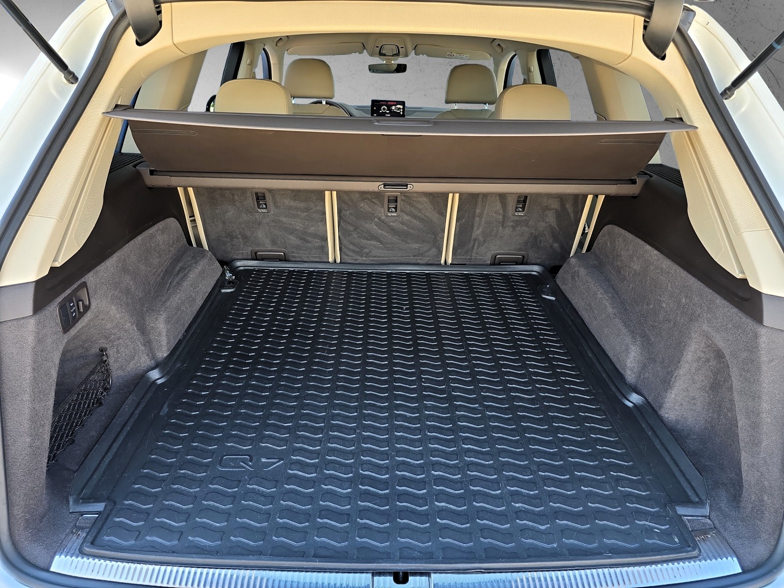 AUDI Q7 3.0 TDI ultra quattro tiptronic Luftfederung-image-13