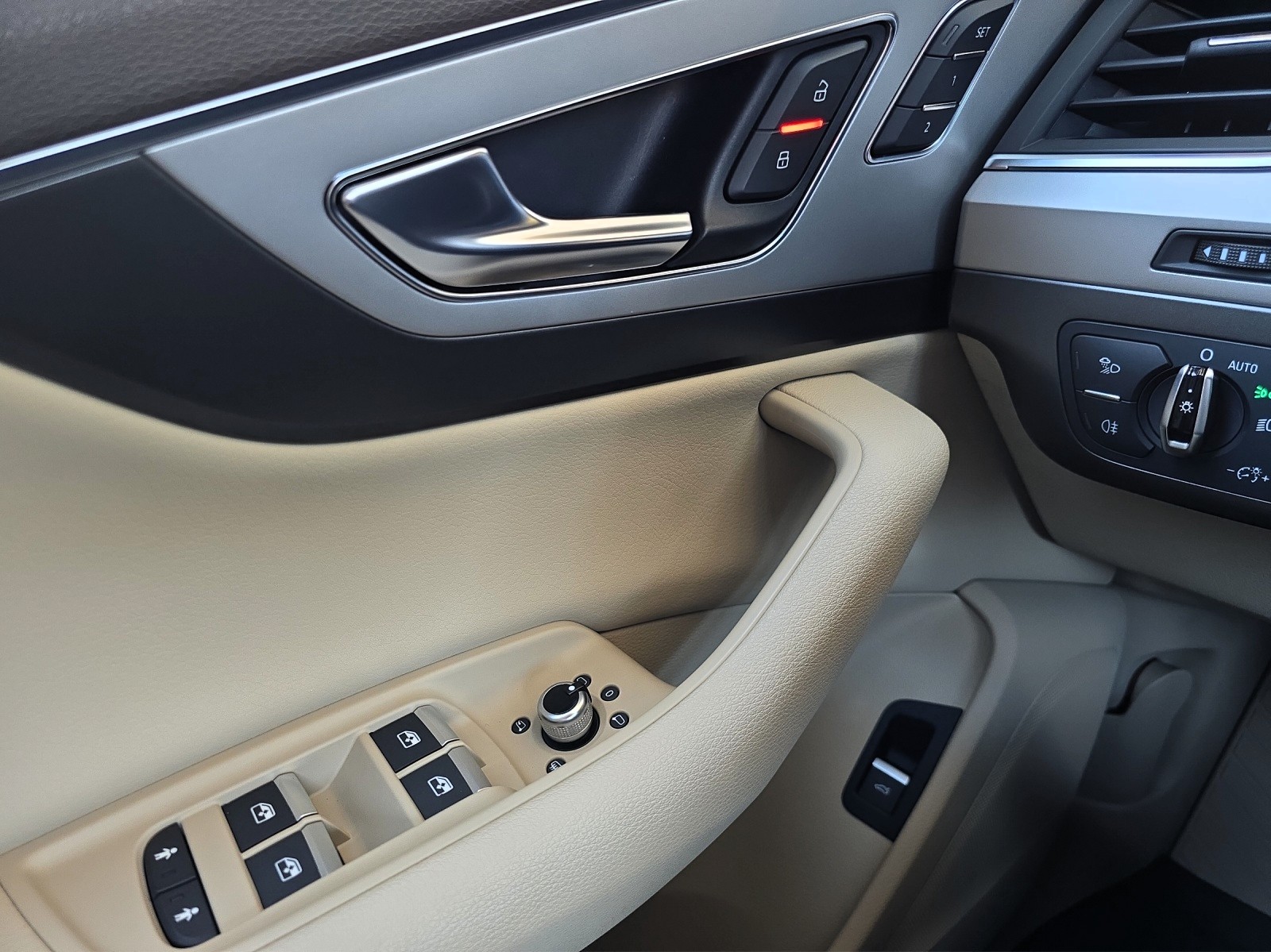 AUDI Q7 3.0 TDI ultra quattro tiptronic Luftfederung-image-26