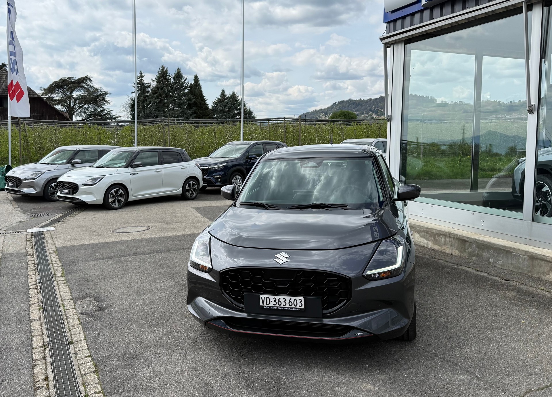 SUZUKI Swift 1.2 Tradizio Hybrid CVT-image-9