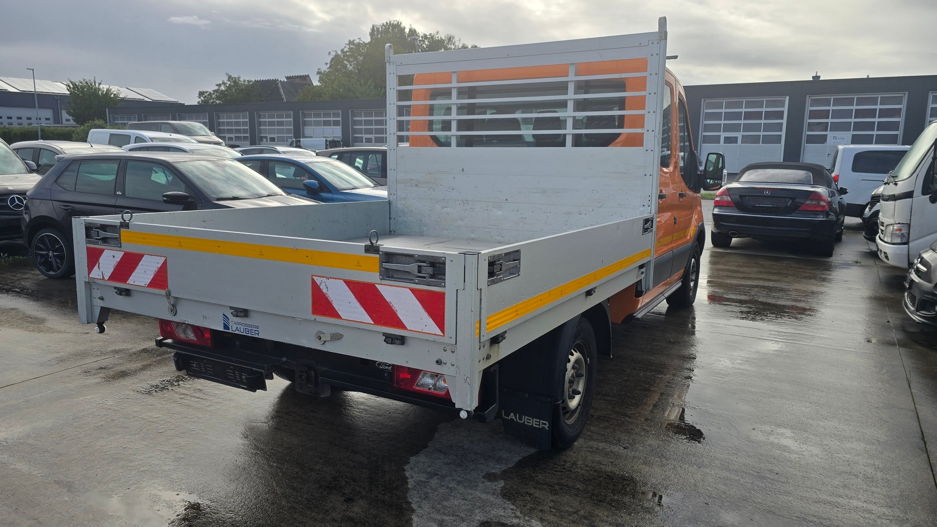 FORD Transit 350 L2 Trend 2.0 TDCi 130 4WD-image-3