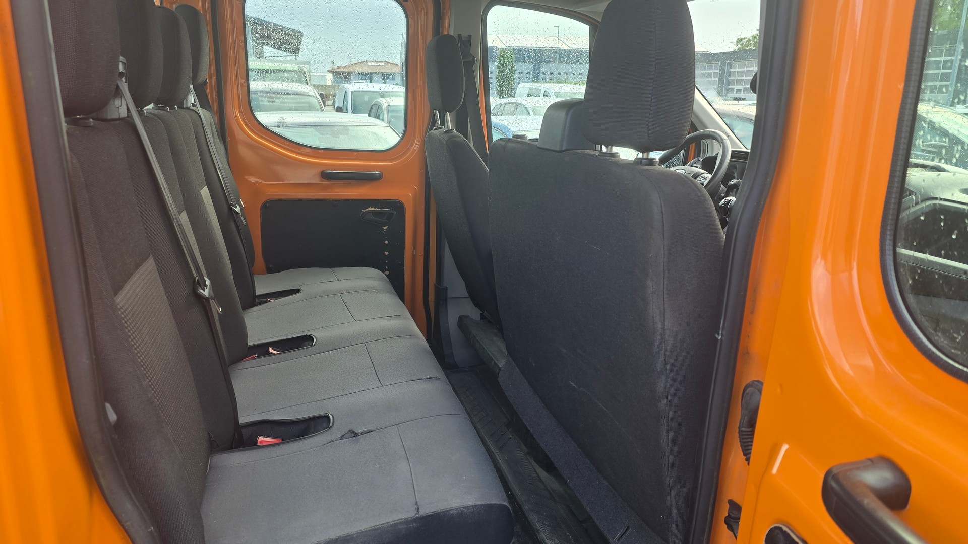 FORD Transit 350 L2 Trend 2.0 TDCi 130 4WD-image-5