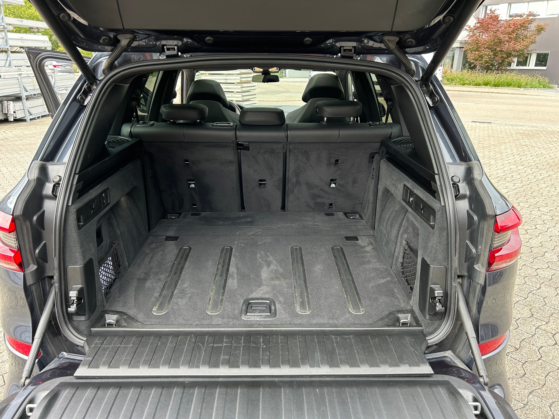 BMW X5 xDrive 48V 40d M Sport Steptronic-image-23