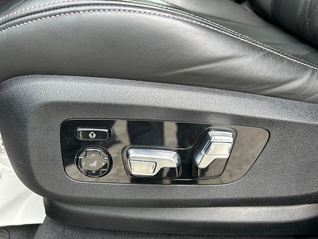 BMW X5 xDrive 48V 40d M Sport Steptronic-image-16