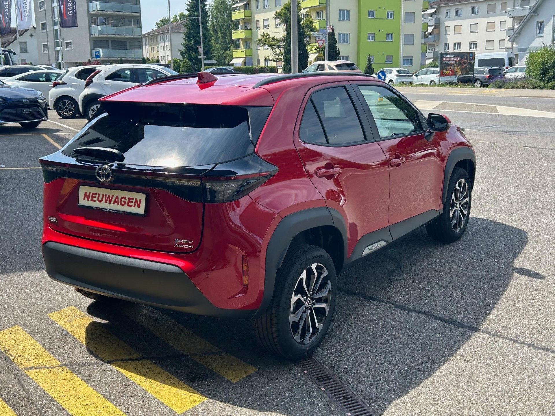 TOYOTA Yaris Cross 1.5 VVT-i HSD Trend AWD-i-image-4