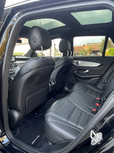 MERCEDES-BENZ GLC 63 AMG 4Matic 9G-Tronic-image-23
