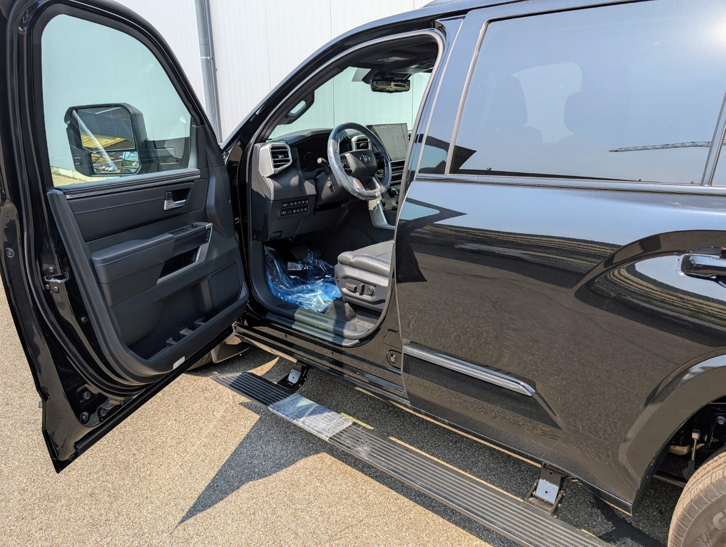 TOYOTA SEQUOIA Platinum Hybrid 4WD 2025-image-7