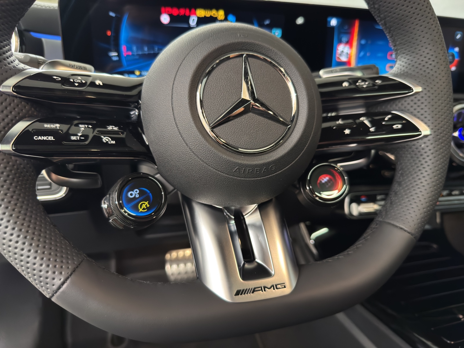 MERCEDES-BENZ AMG A 45 S 4Matic +-image-14