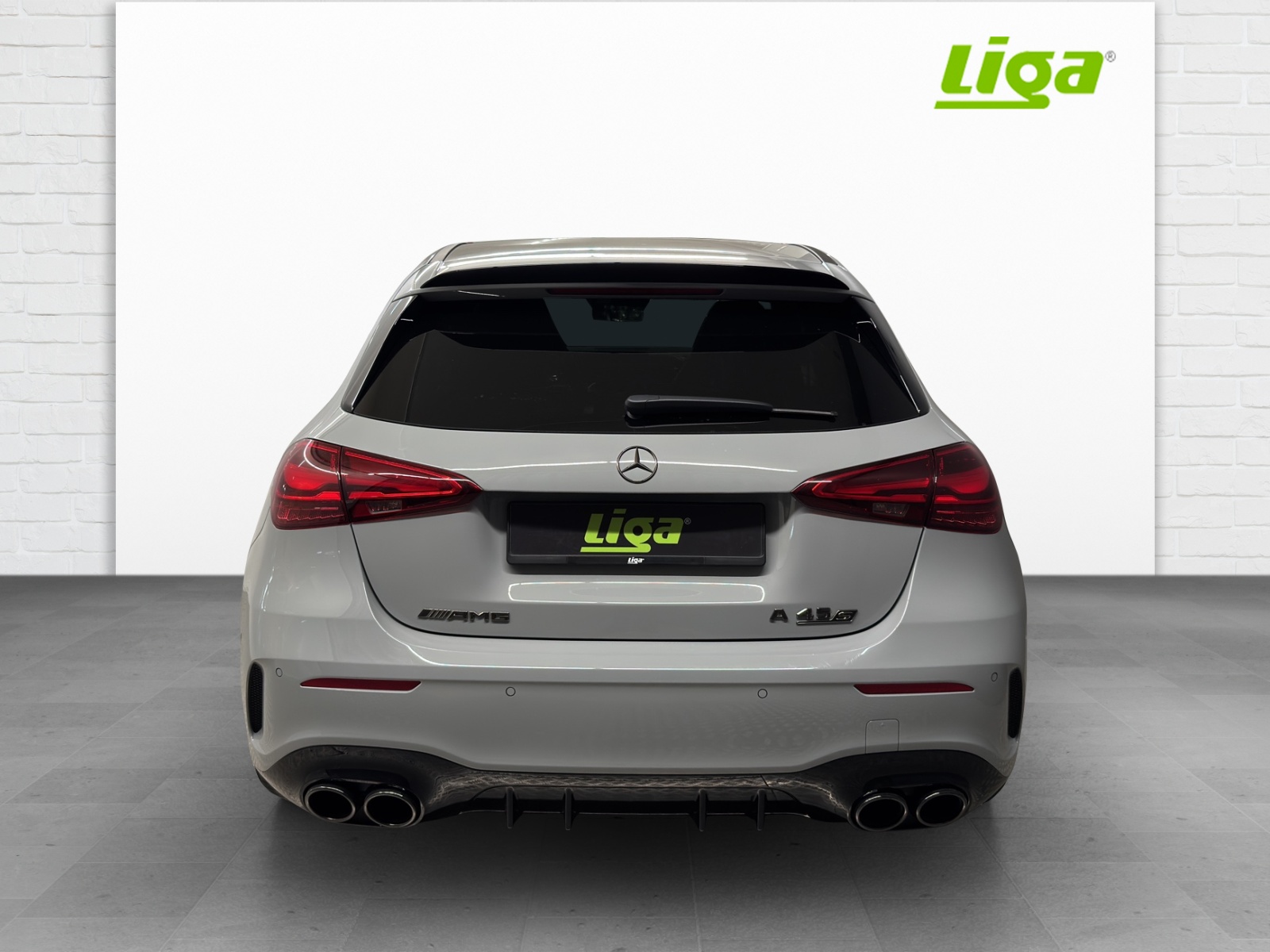 MERCEDES-BENZ AMG A 45 S 4Matic +-image-4