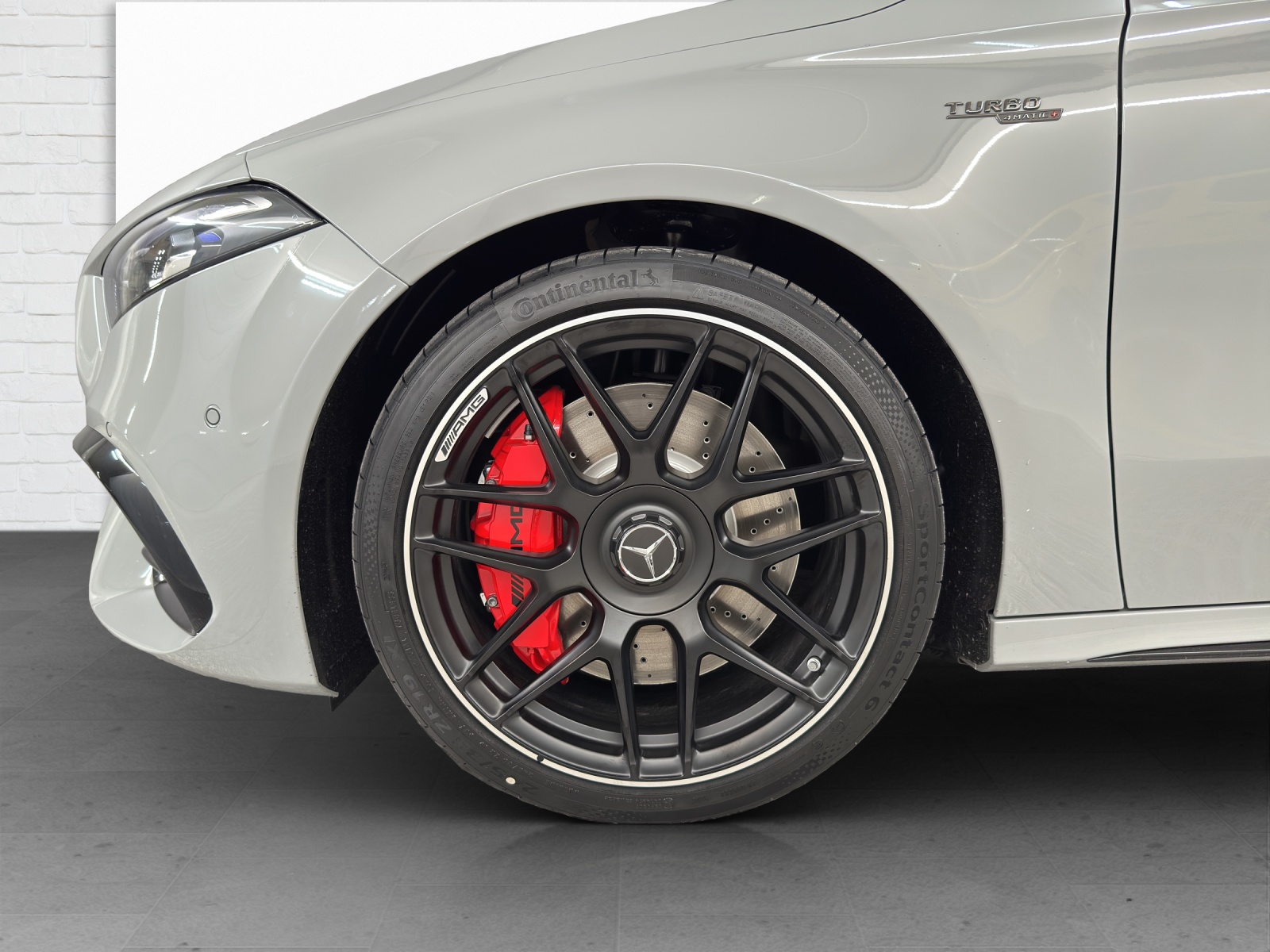 MERCEDES-BENZ AMG A 45 S 4Matic +-image-5