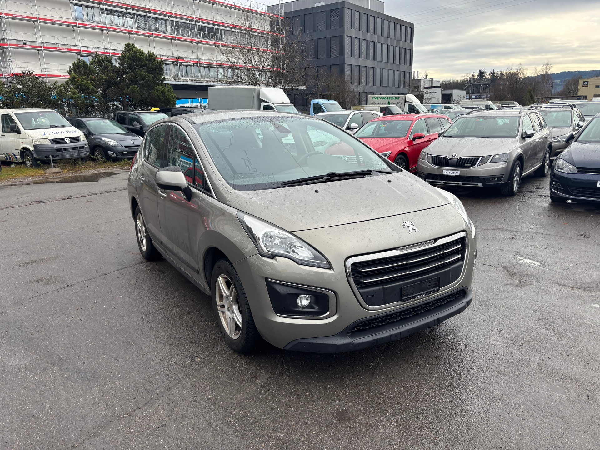 PEUGEOT 3008 1.2 Pure Tech Féline-image-2