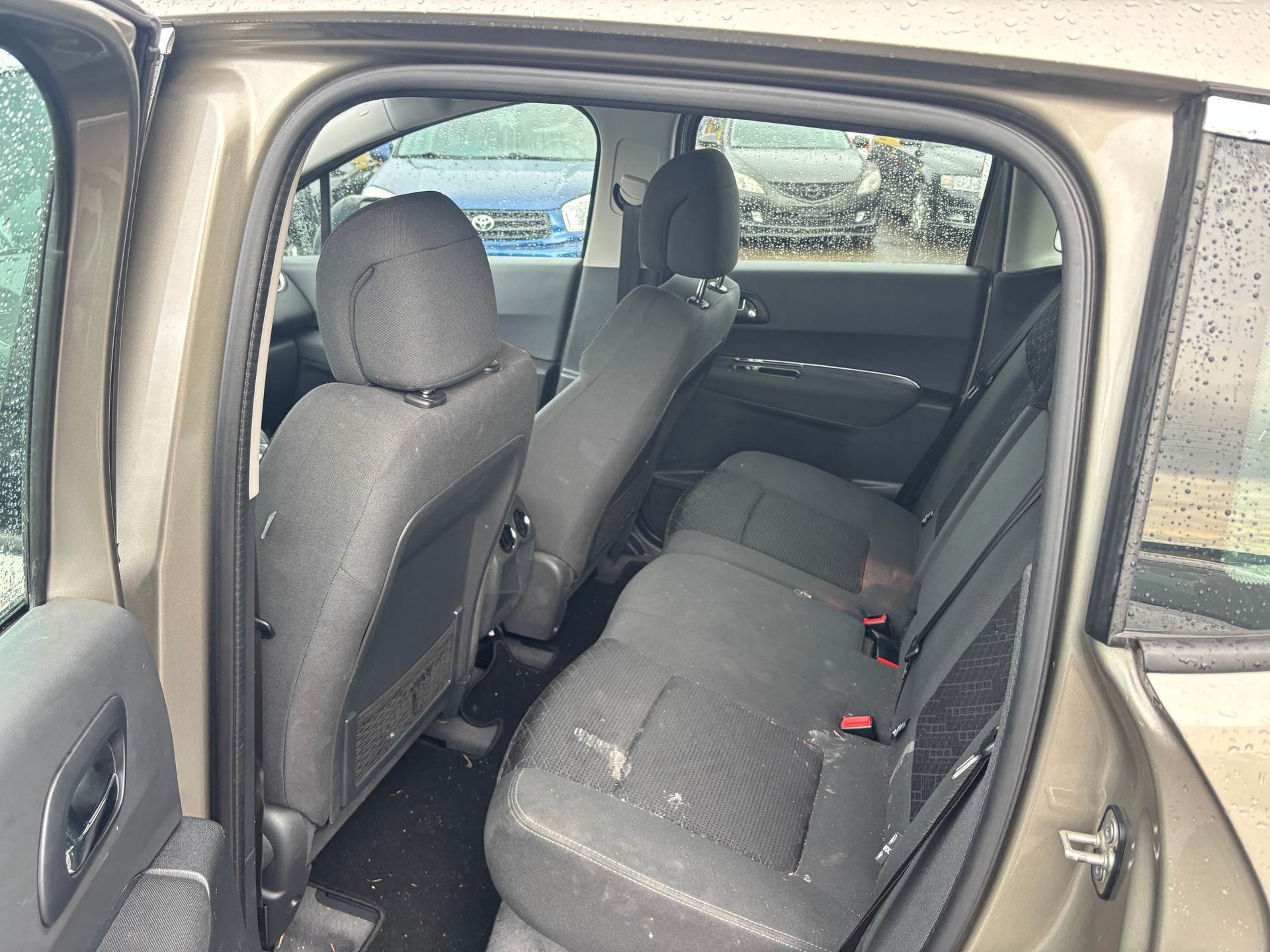 PEUGEOT 3008 1.2 Pure Tech Féline-image-9