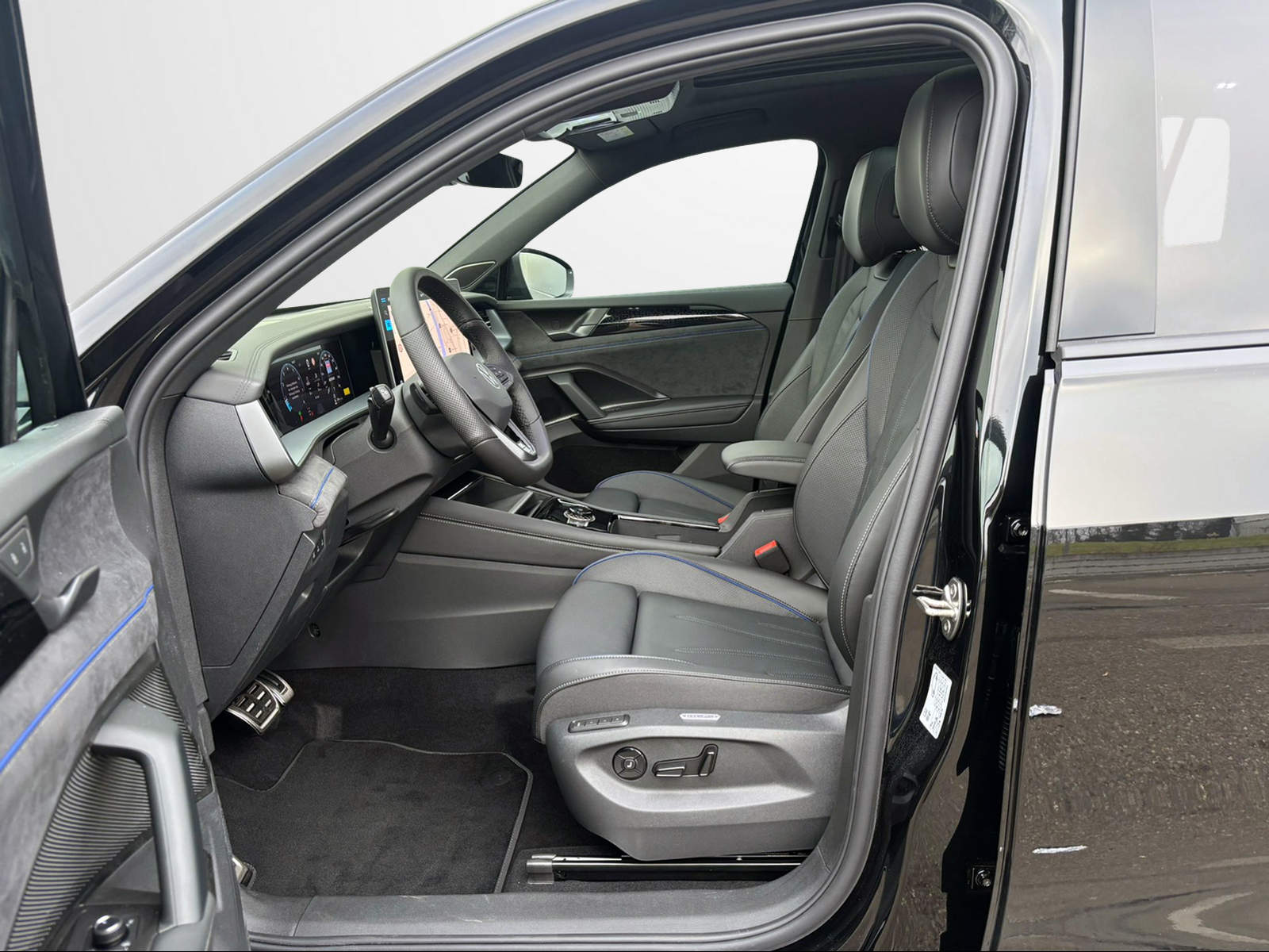 VW Tayron R-Line 2.0TSI 265PS 4Motion DSG-image-4