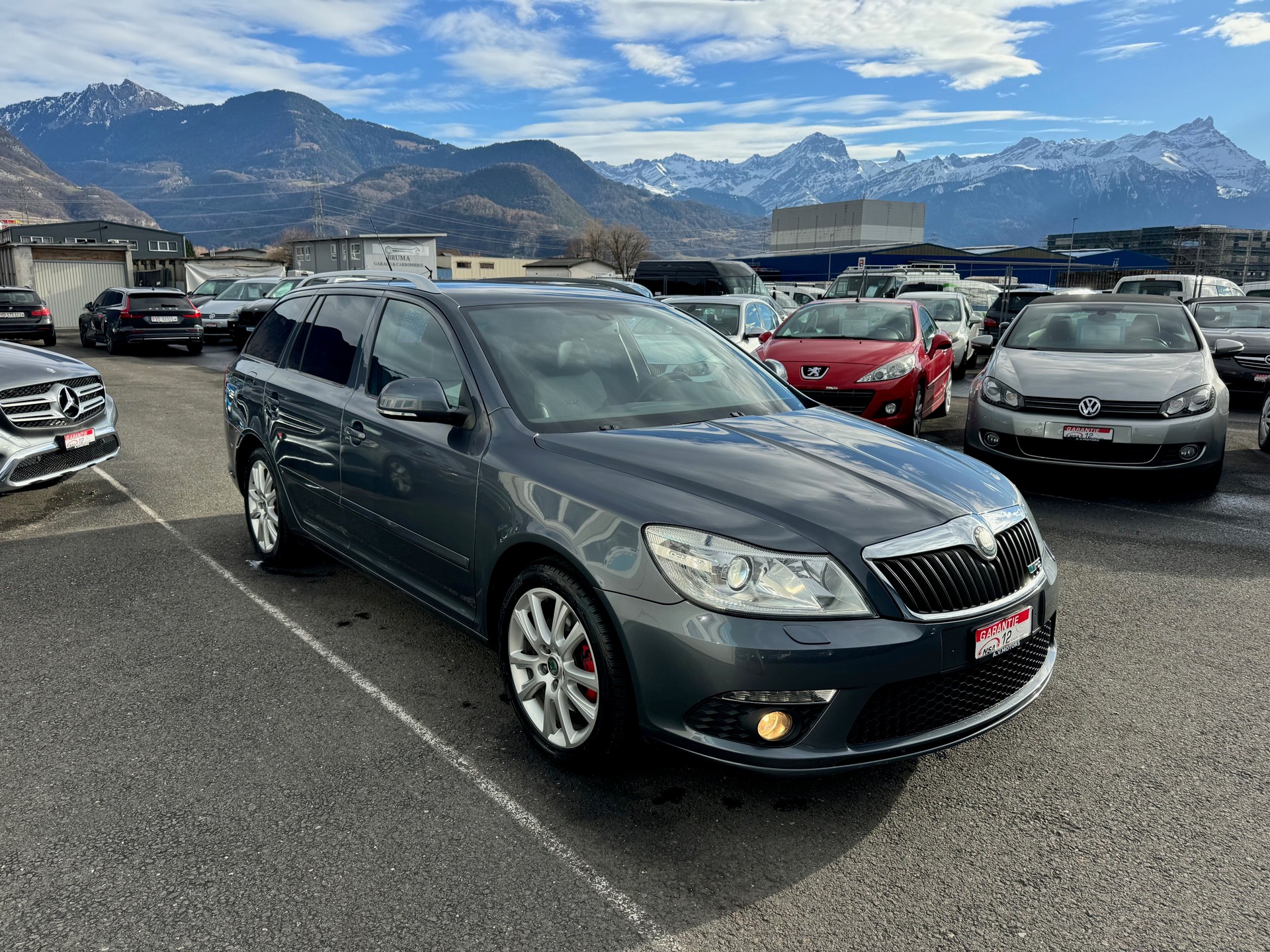 SKODA Octavia Combi 2.0 TSI RS-image-1