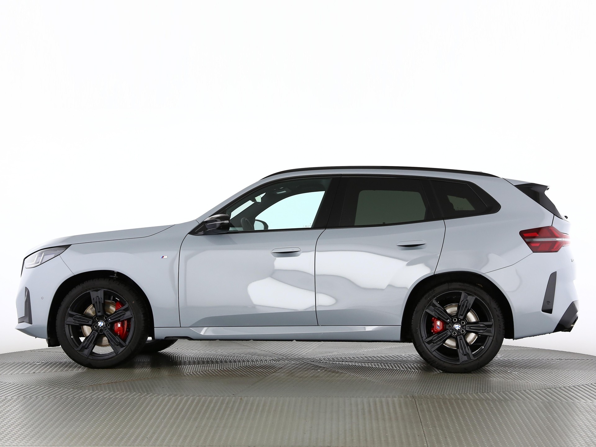 BMW X3 M50i-image-2