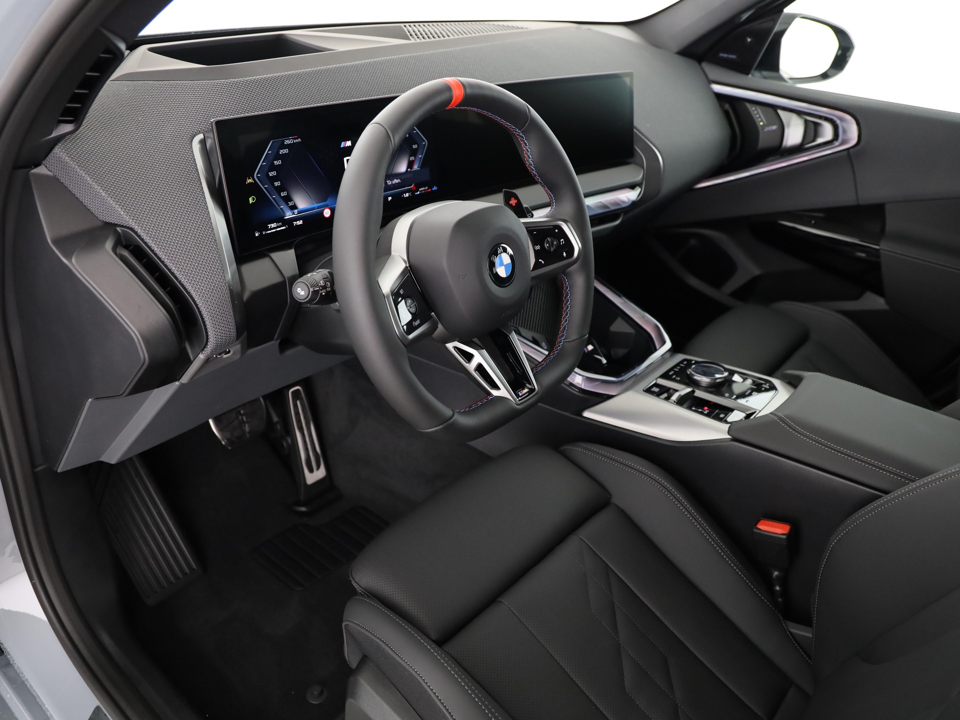 BMW X3 M50i-image-13