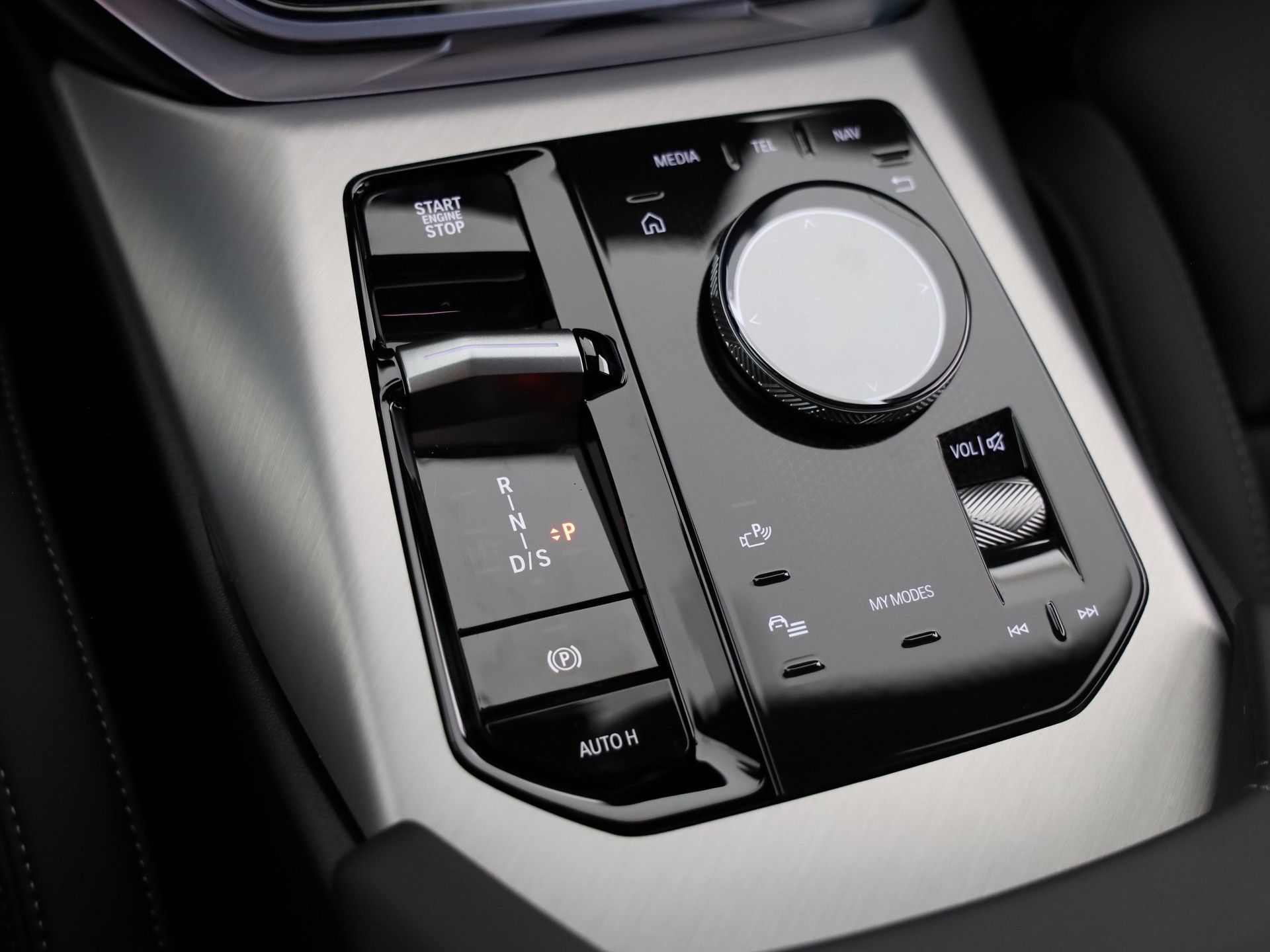 BMW X3 M50i-image-17