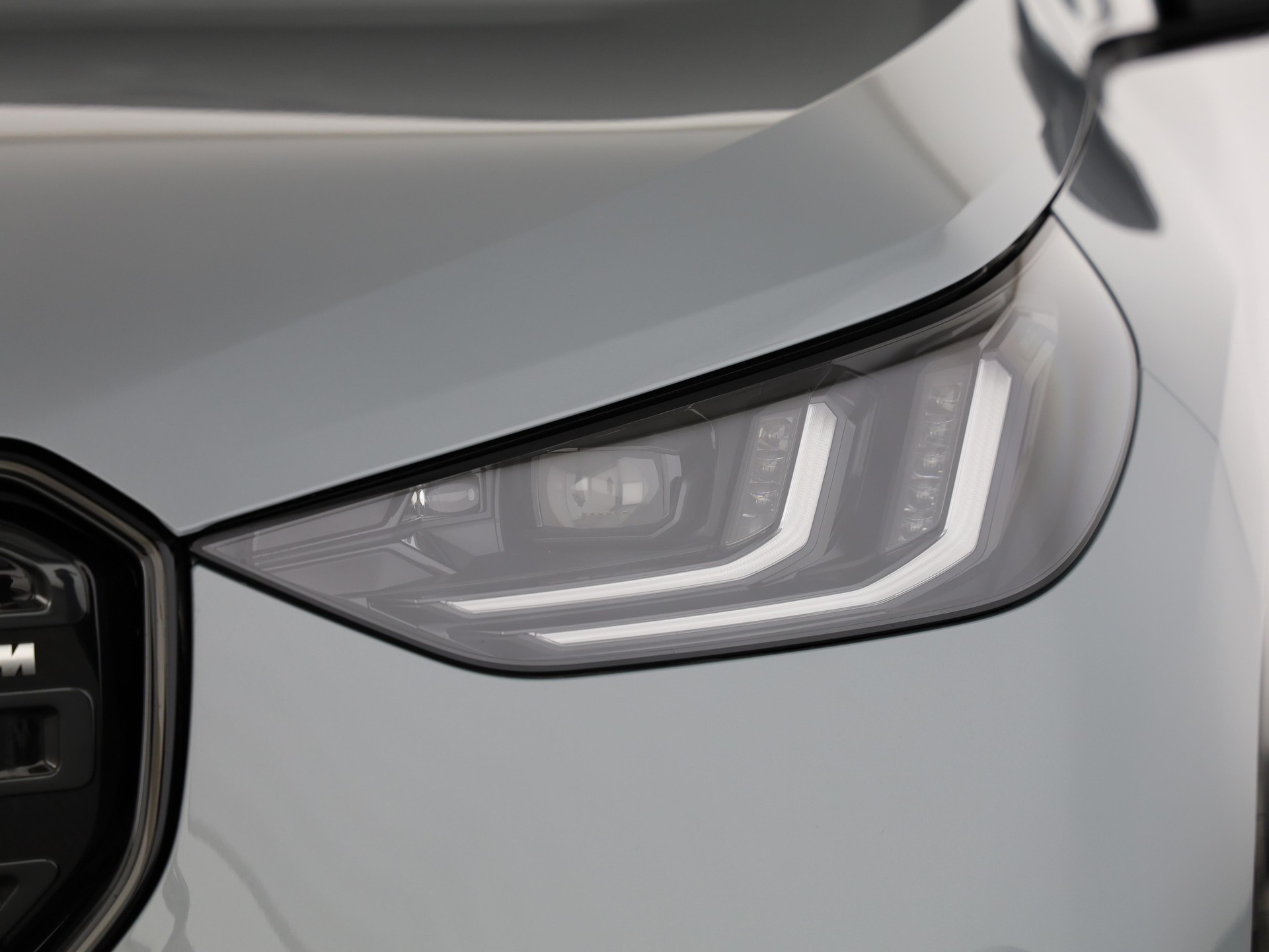 BMW X3 M50i-image-5