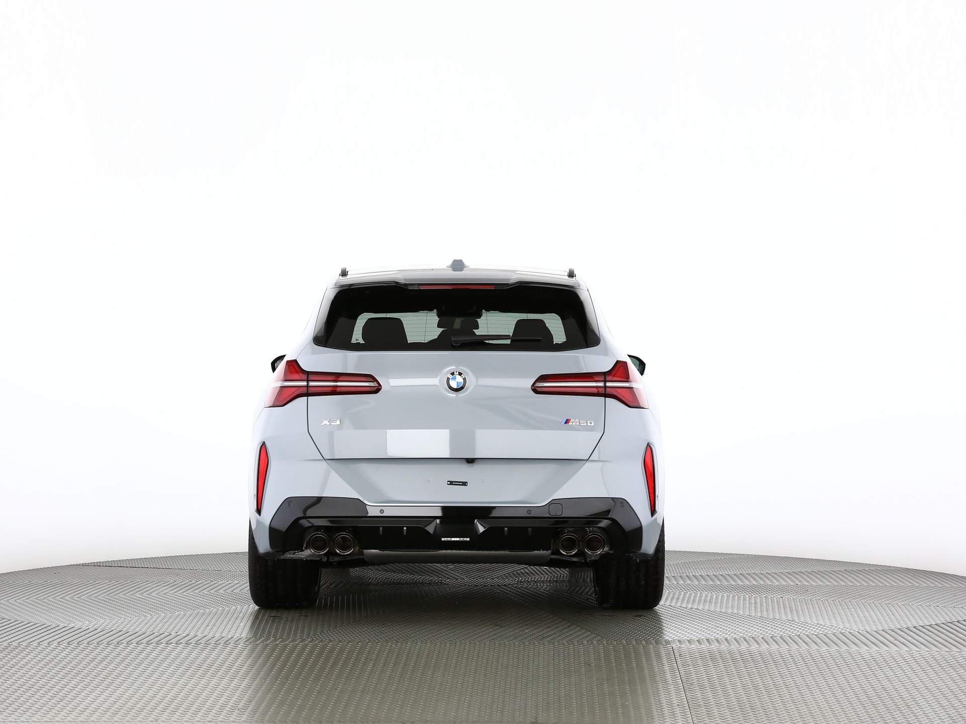 BMW X3 M50i-image-3
