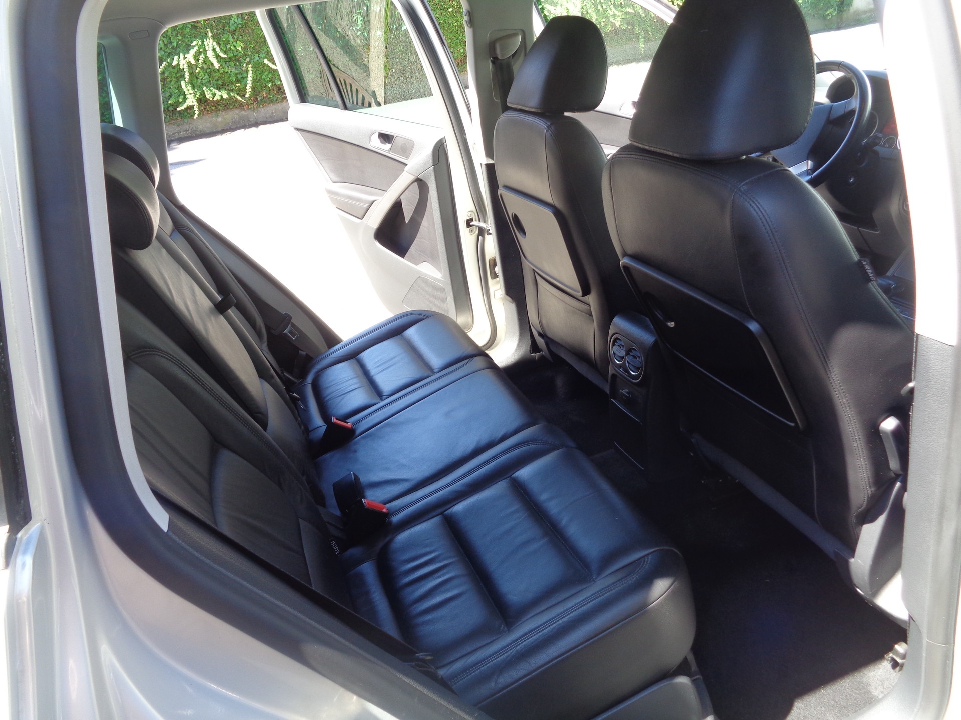 VW Tiguan 2.0 TDI Track&Field Tiptronic-image-10