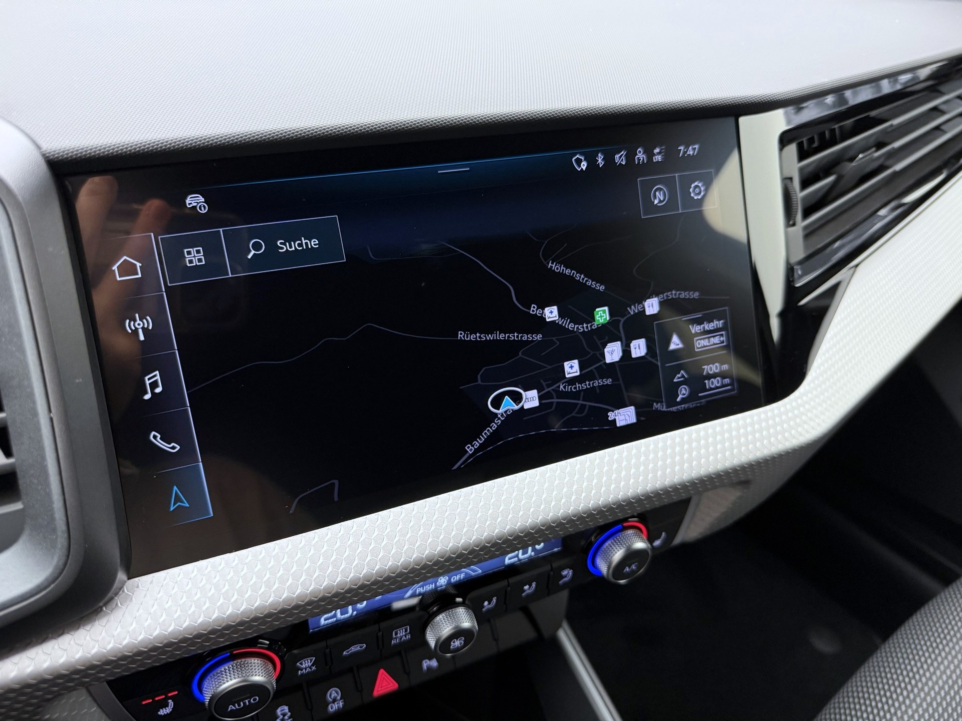 AUDI A1 Sportback 40 TFSI S Line S-tronic-image-12