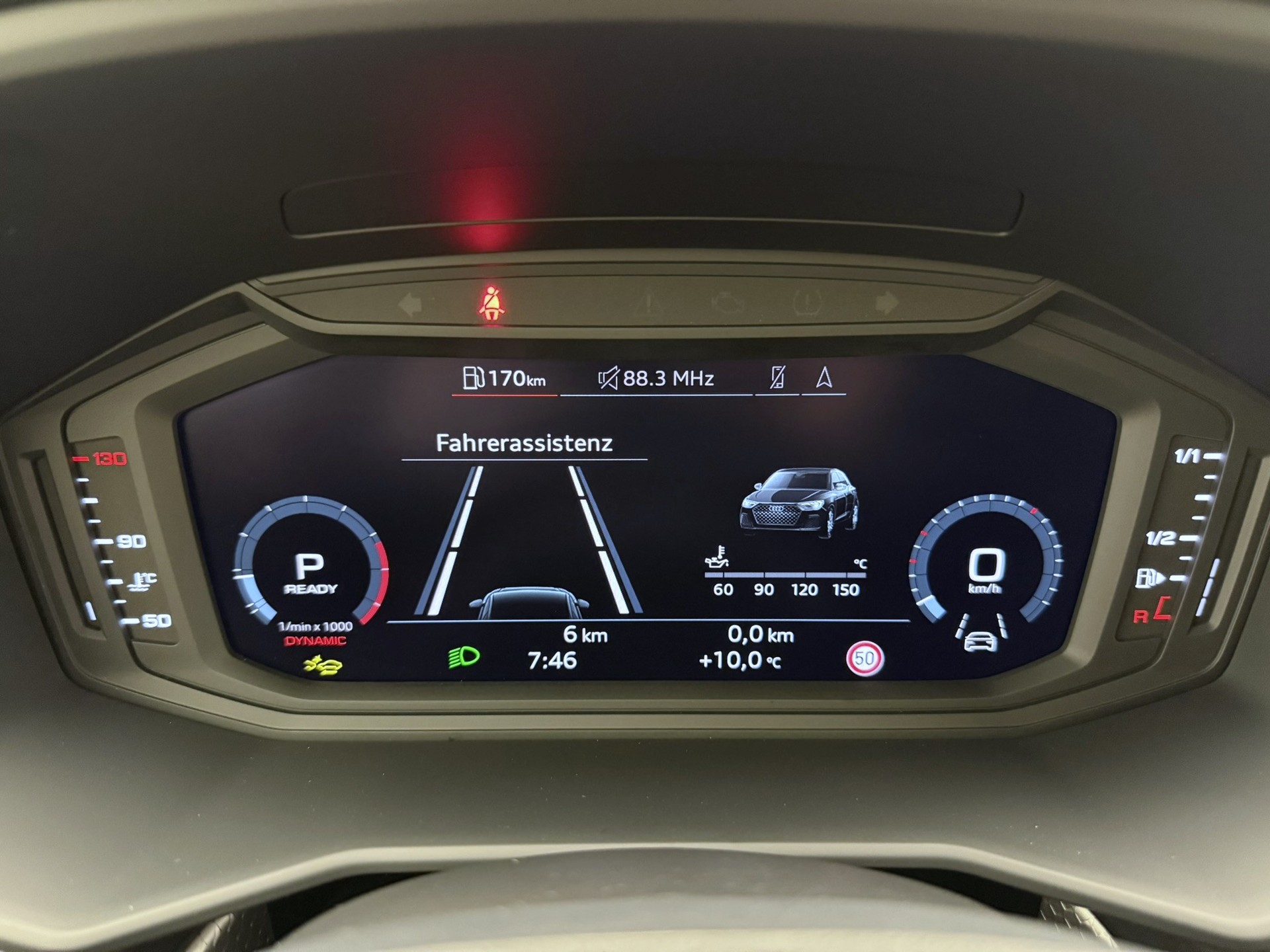 AUDI A1 Sportback 40 TFSI S Line S-tronic-image-8