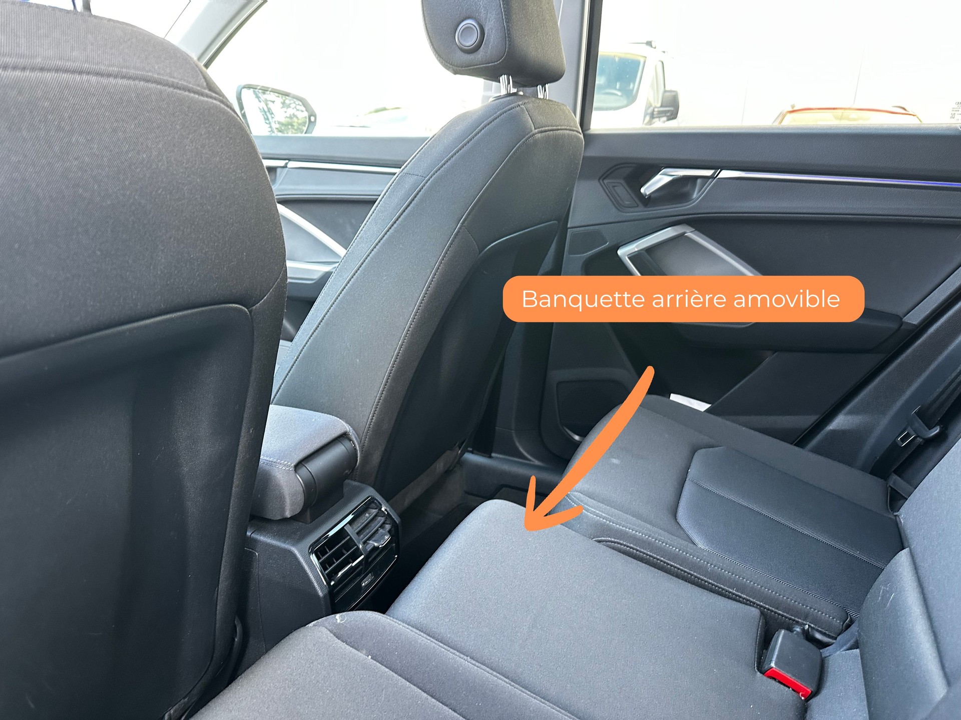 AUDI Q3 40 TFSI quattro S-tronic-image-14