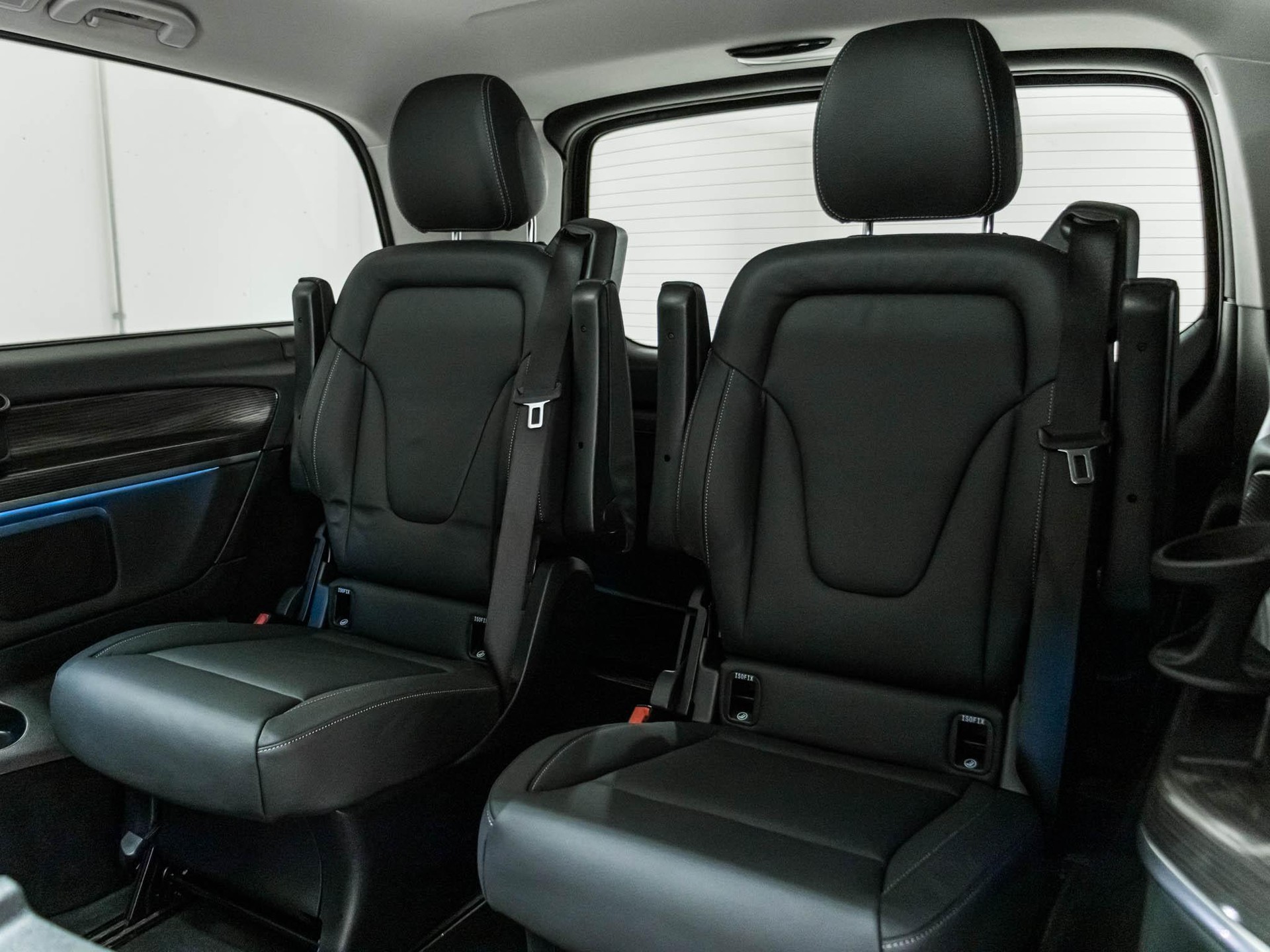 MERCEDES-BENZ V 250 d 4MATIC AVANTGARDE L-image-8