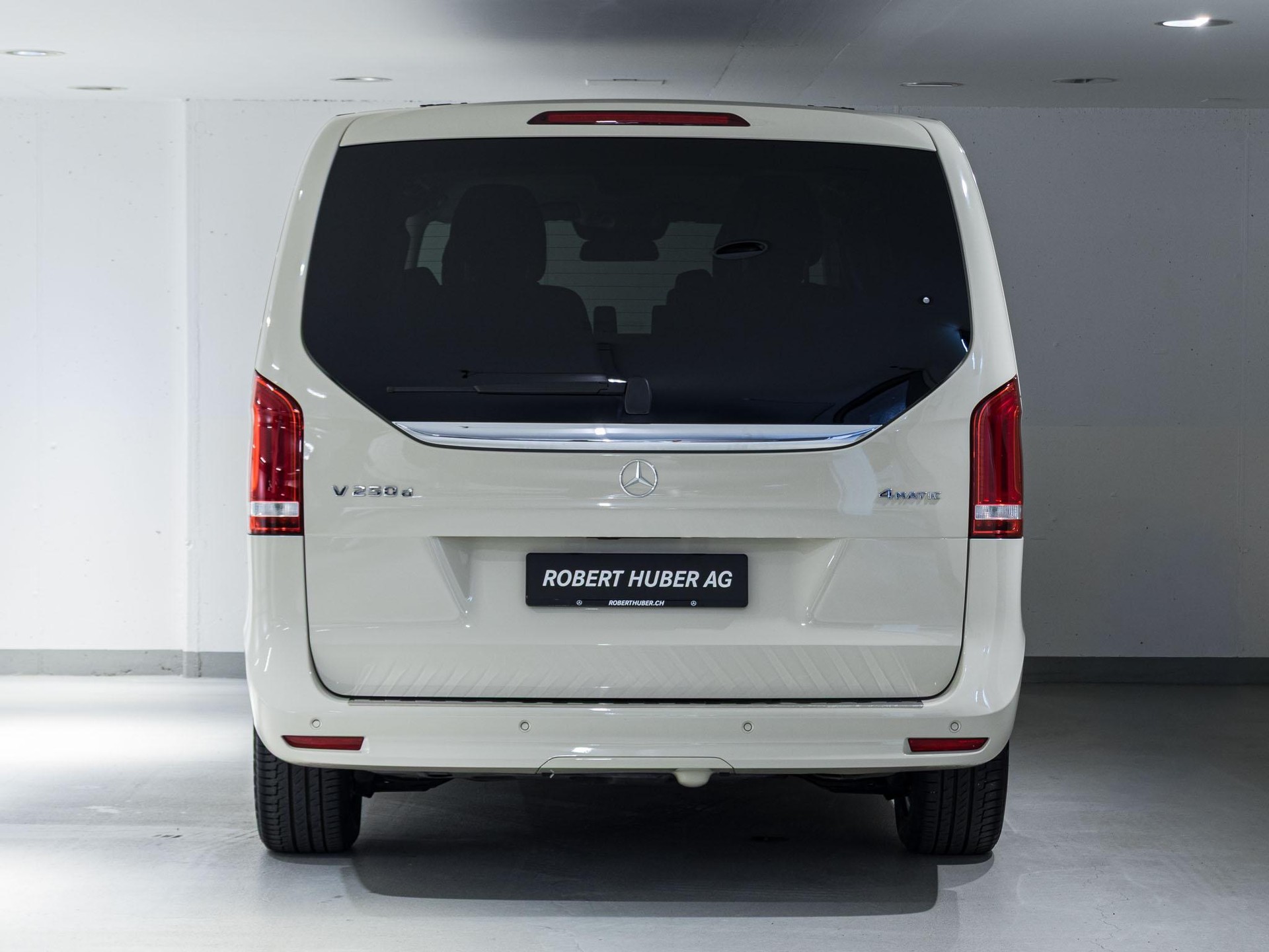 MERCEDES-BENZ V 250 d 4MATIC AVANTGARDE L-image-5