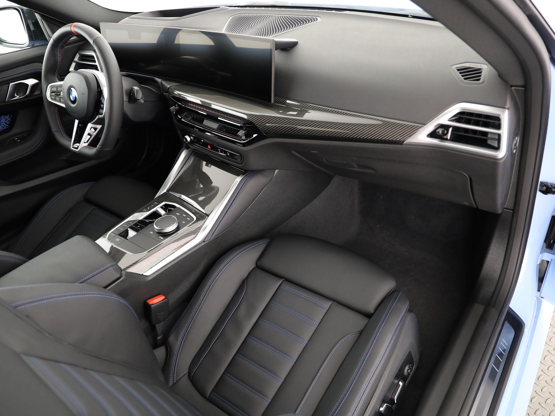 BMW M240i xDrive Coupé-image-8