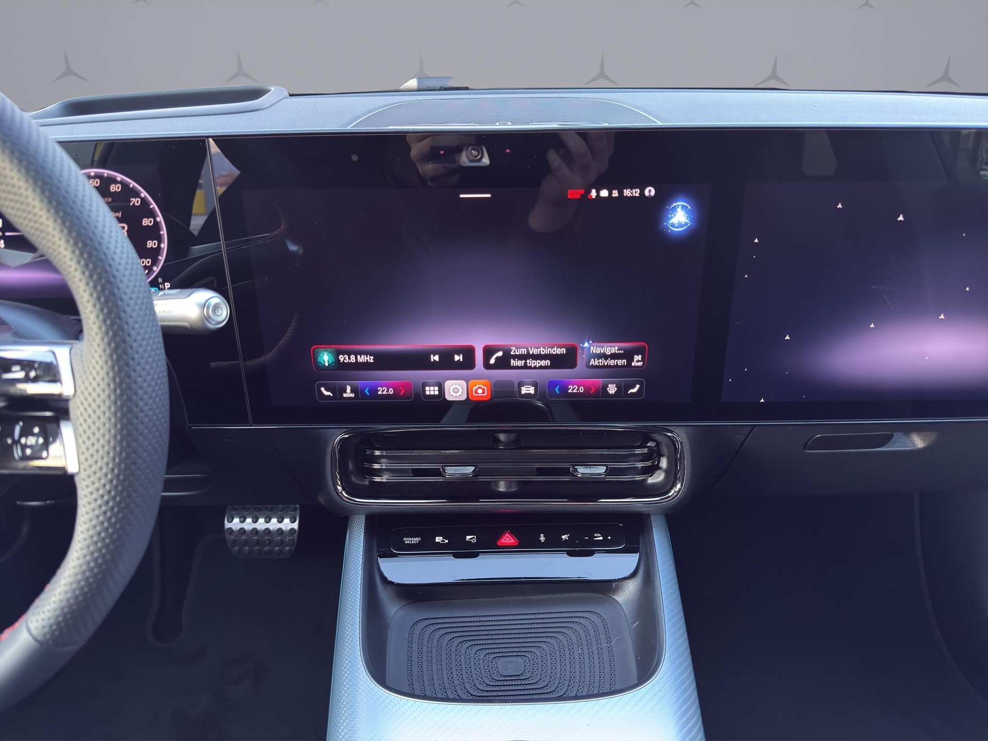 MERCEDES-BENZ CLA 250+ AMG Line-image-13