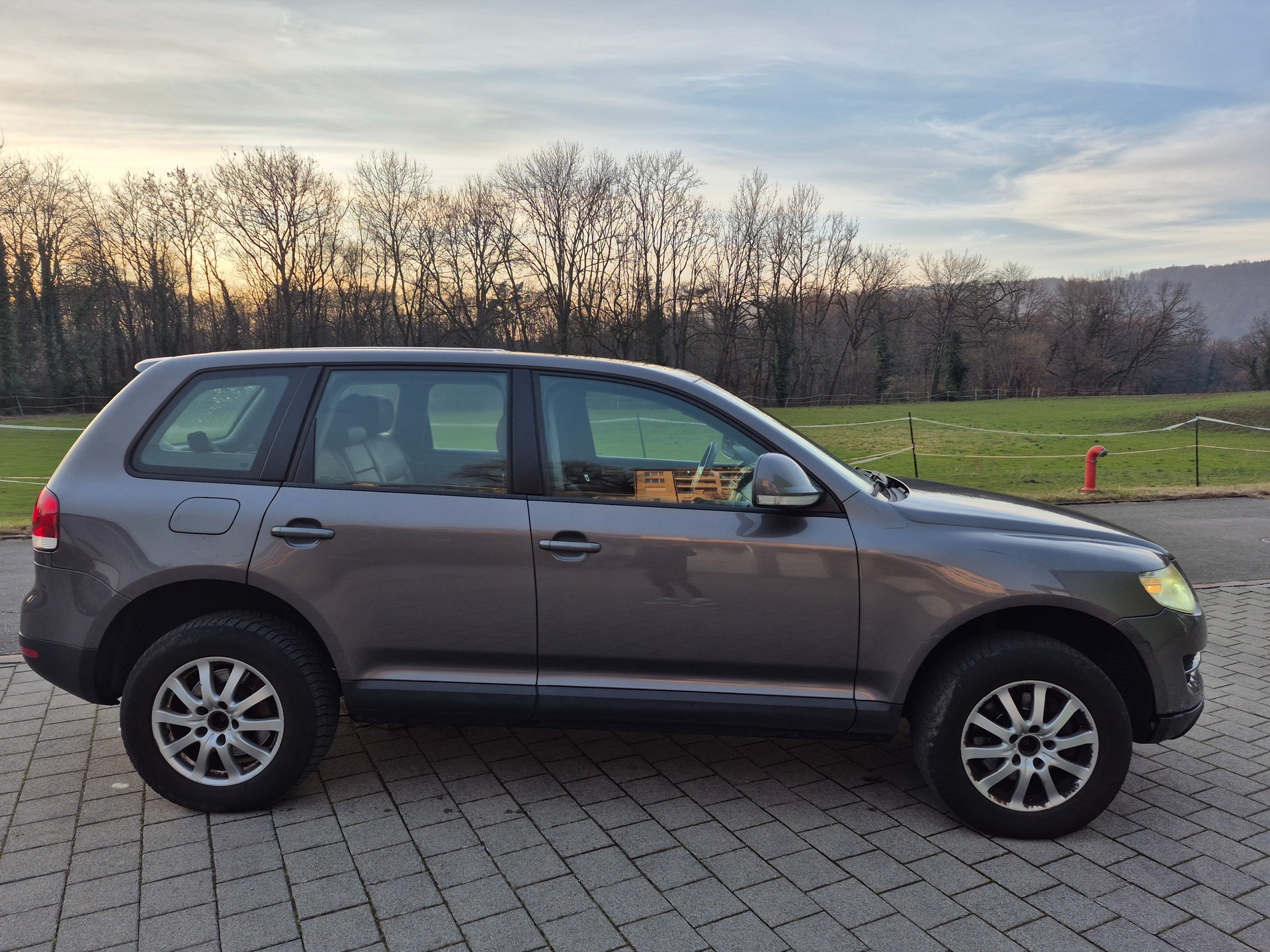 VW Touareg 3.0 TDI-image-3