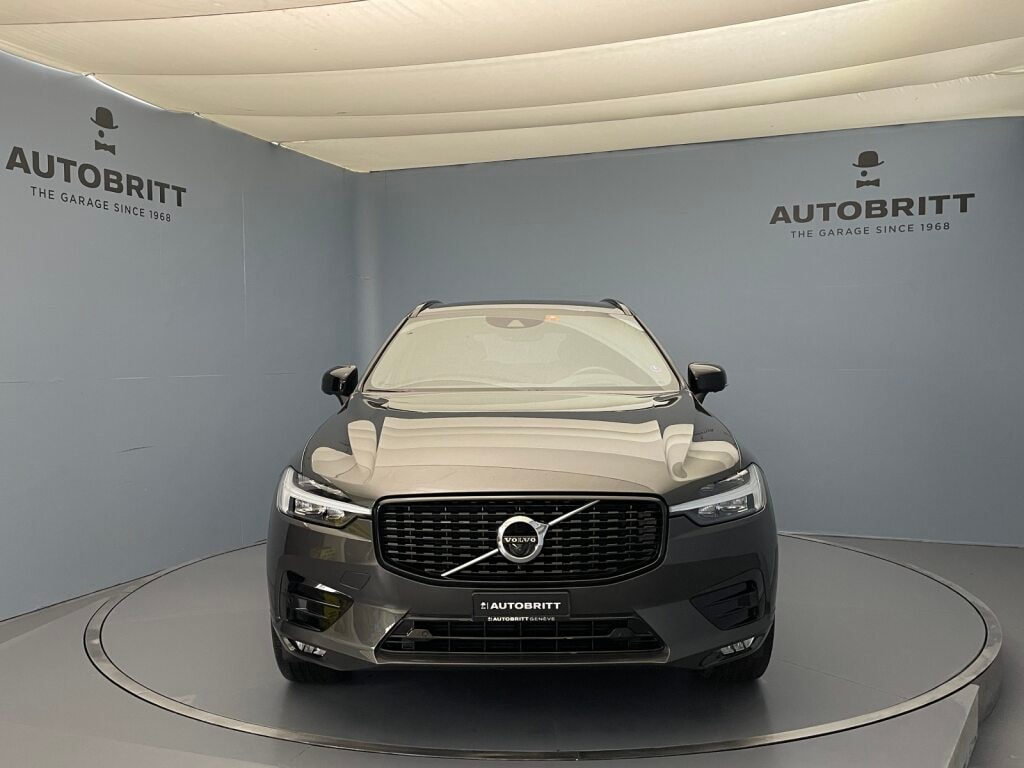 VOLVO XC60 2.0 B5 MH R-Design-image-1