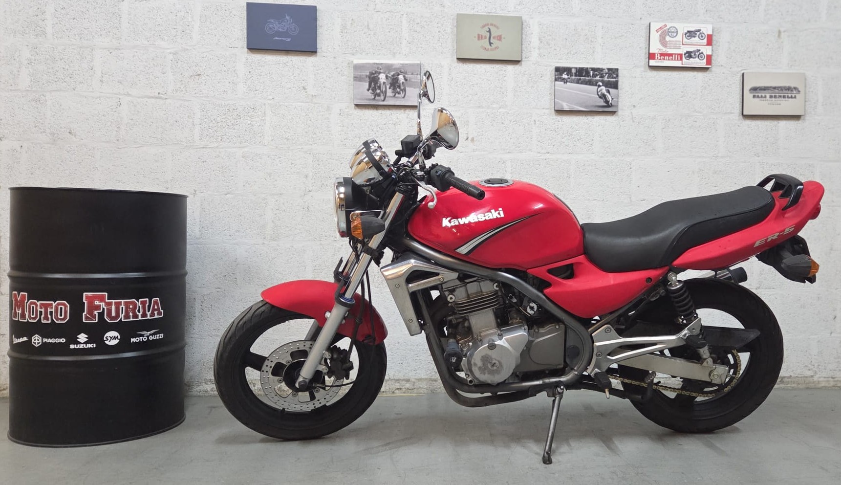 KAWASAKI ER-5-showroom-element-2