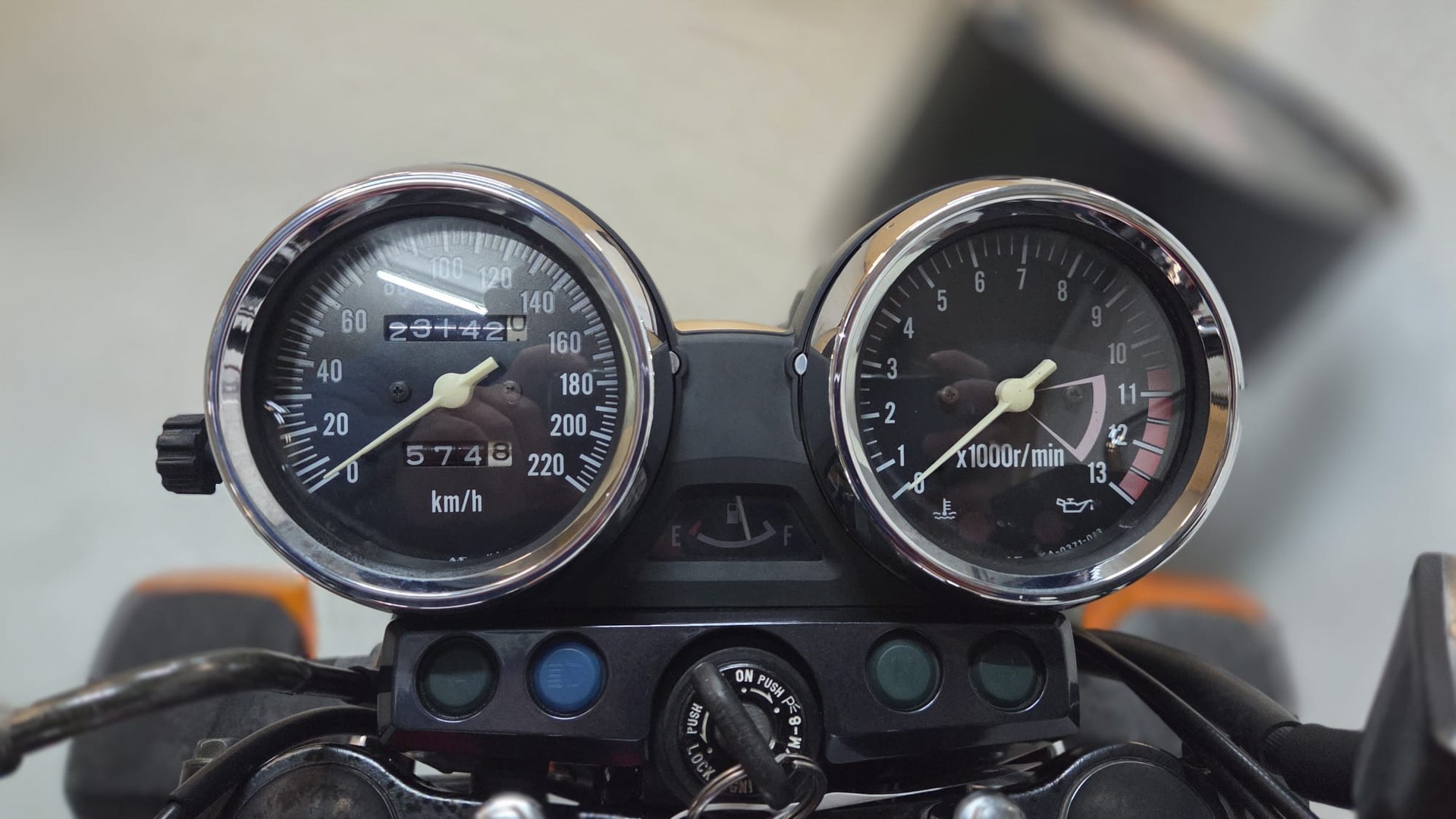 KAWASAKI ER-5-image-4