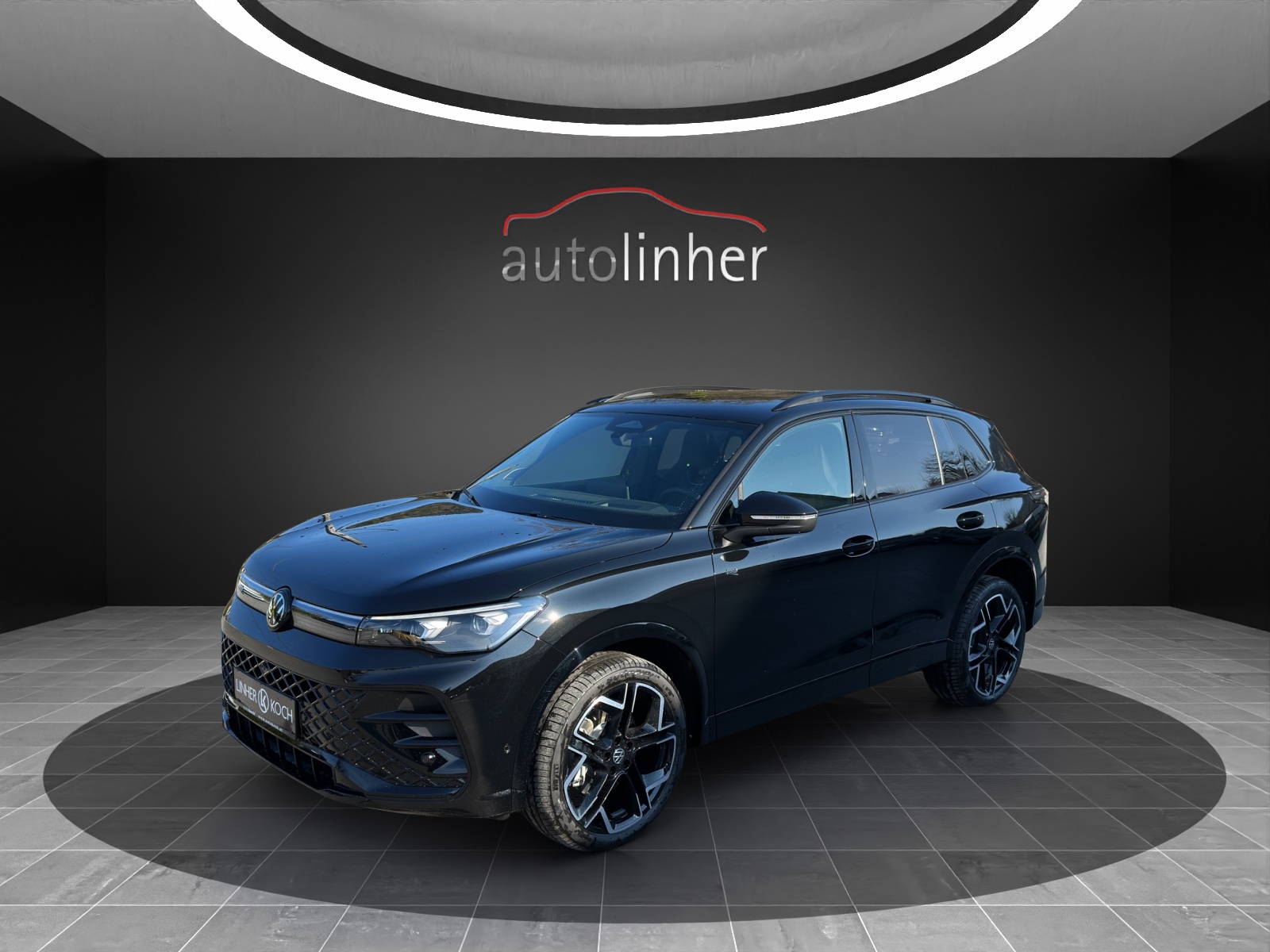 VW Tiguan 2.0 TDI SCR R-Line 4Motion DSG-image-0
