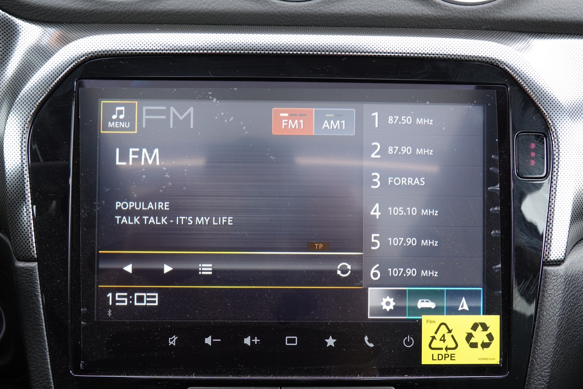 SUZUKI Vitara 1.5 Hybrid Compact Top 4x4 AGS-image-13