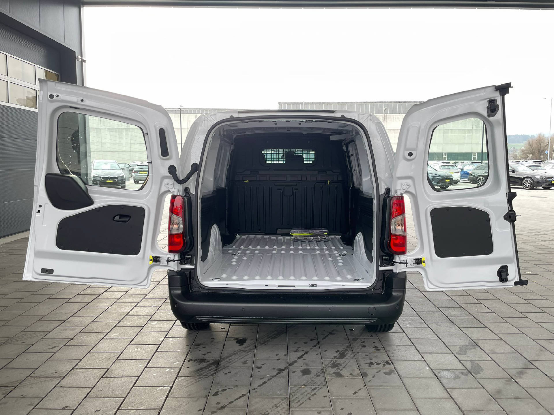FIAT Doblo Kaw. L2 1.5 BlueHDI 100-image-7