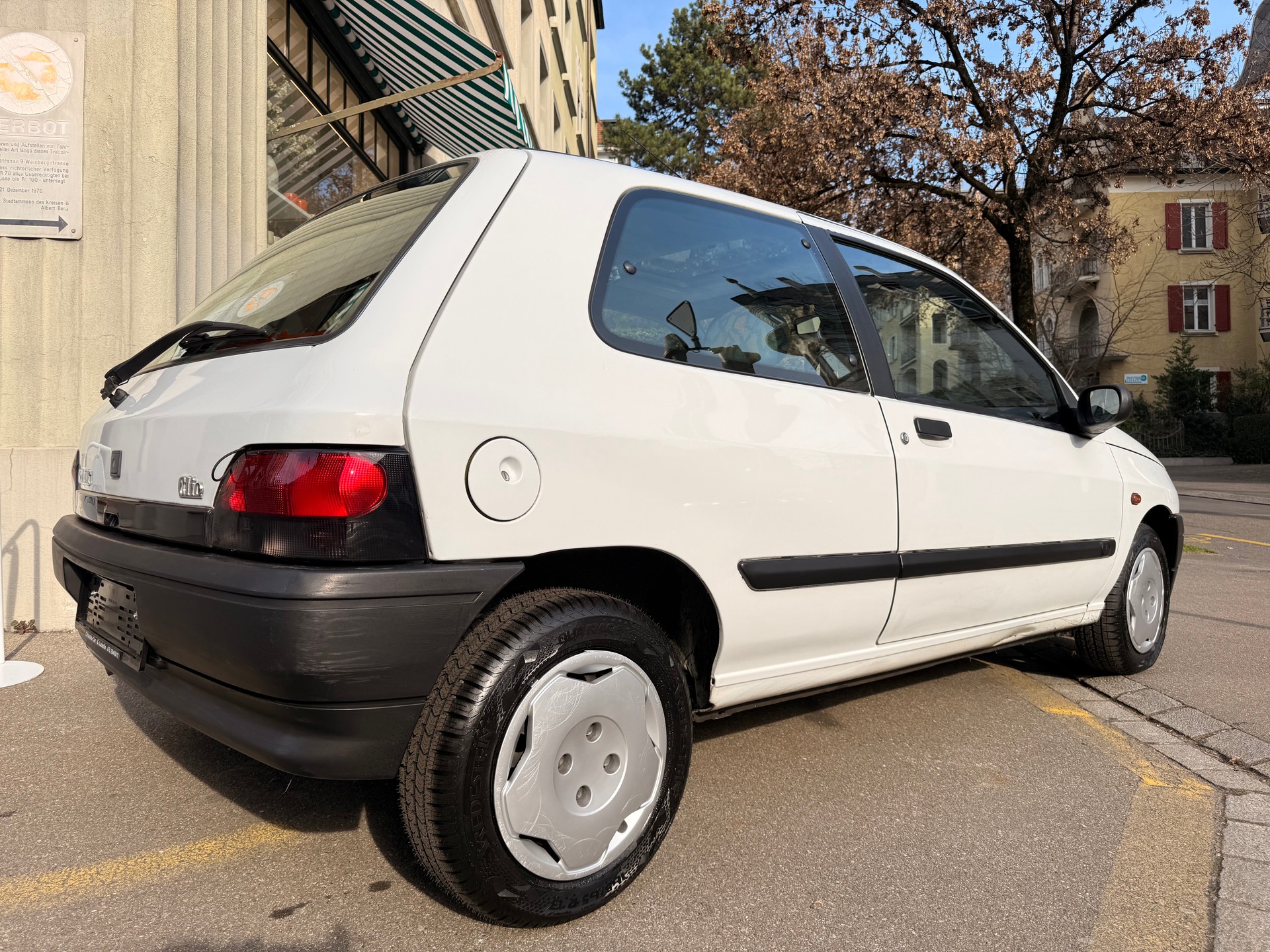 RENAULT 1.4-image-1