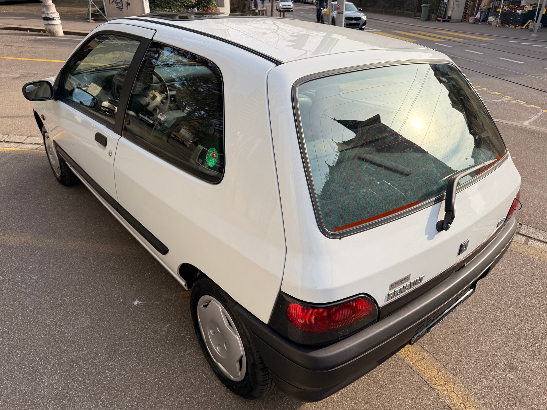 RENAULT 1.4-image-2
