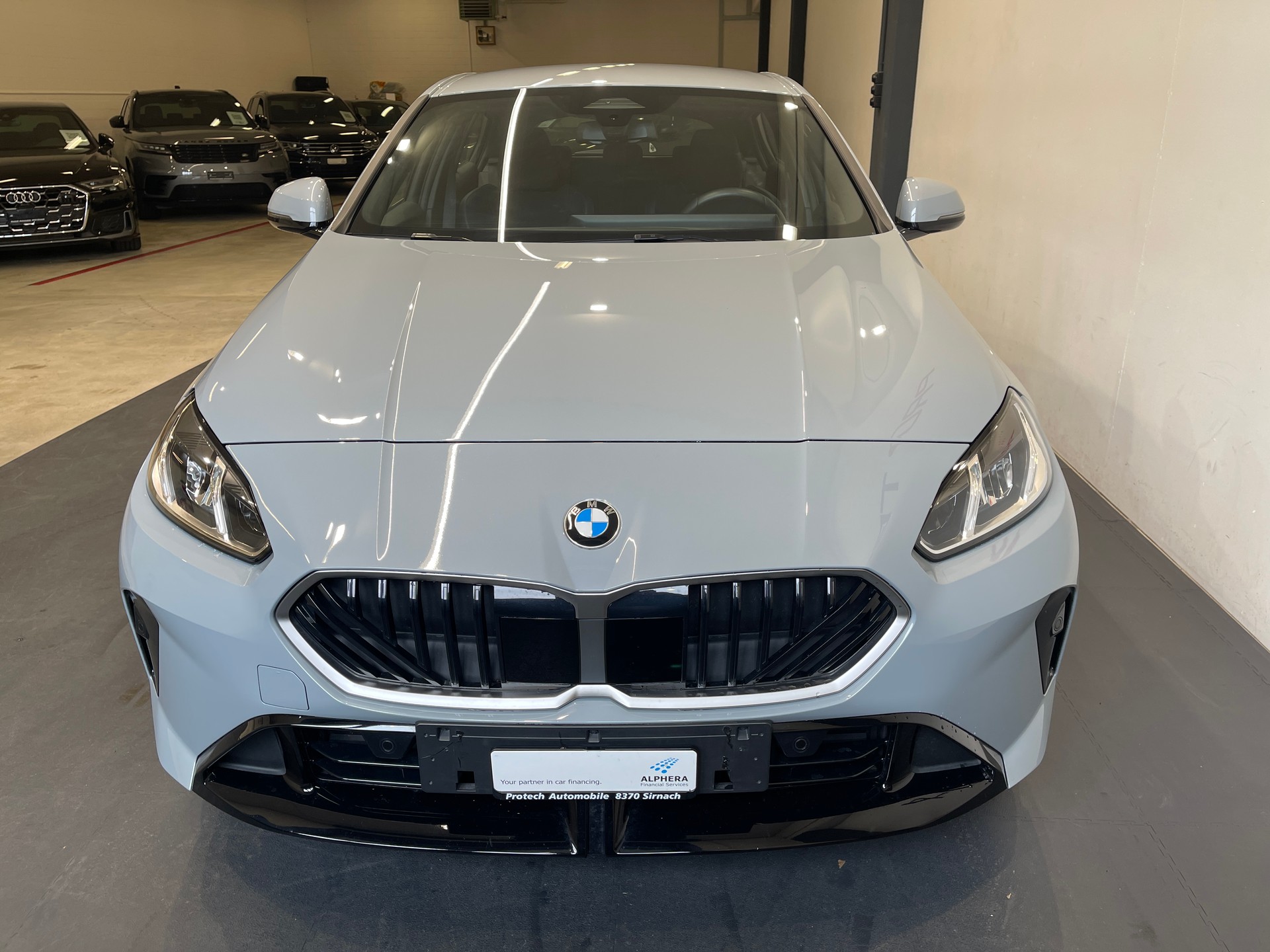 BMW 120 M Sport Steptronic*BROOKLYN GRAU*-showroom-element-1