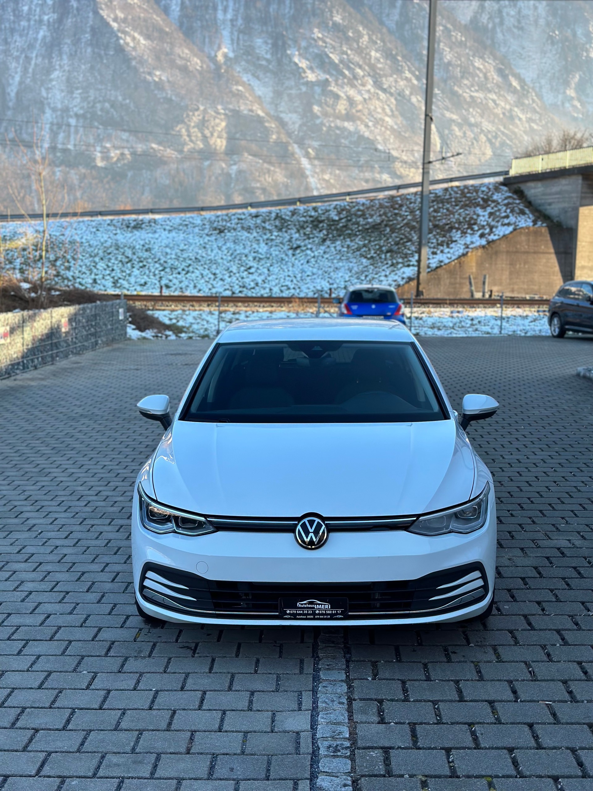 VW Golf 1.5 eTSI mHEV ACT Style DSG-image-2