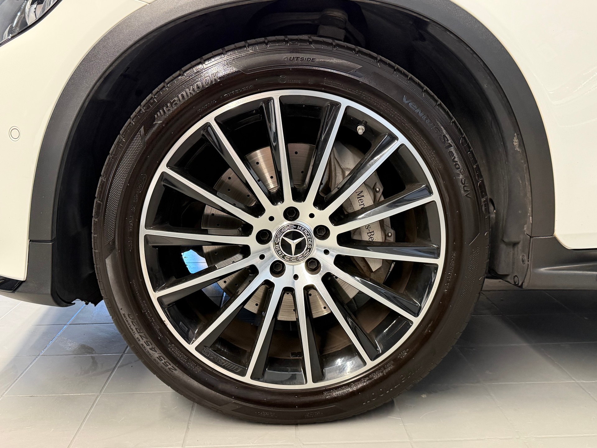 MERCEDES-BENZ GLC 350 d AMG Line 4Matic 9G-Tronic-image-7