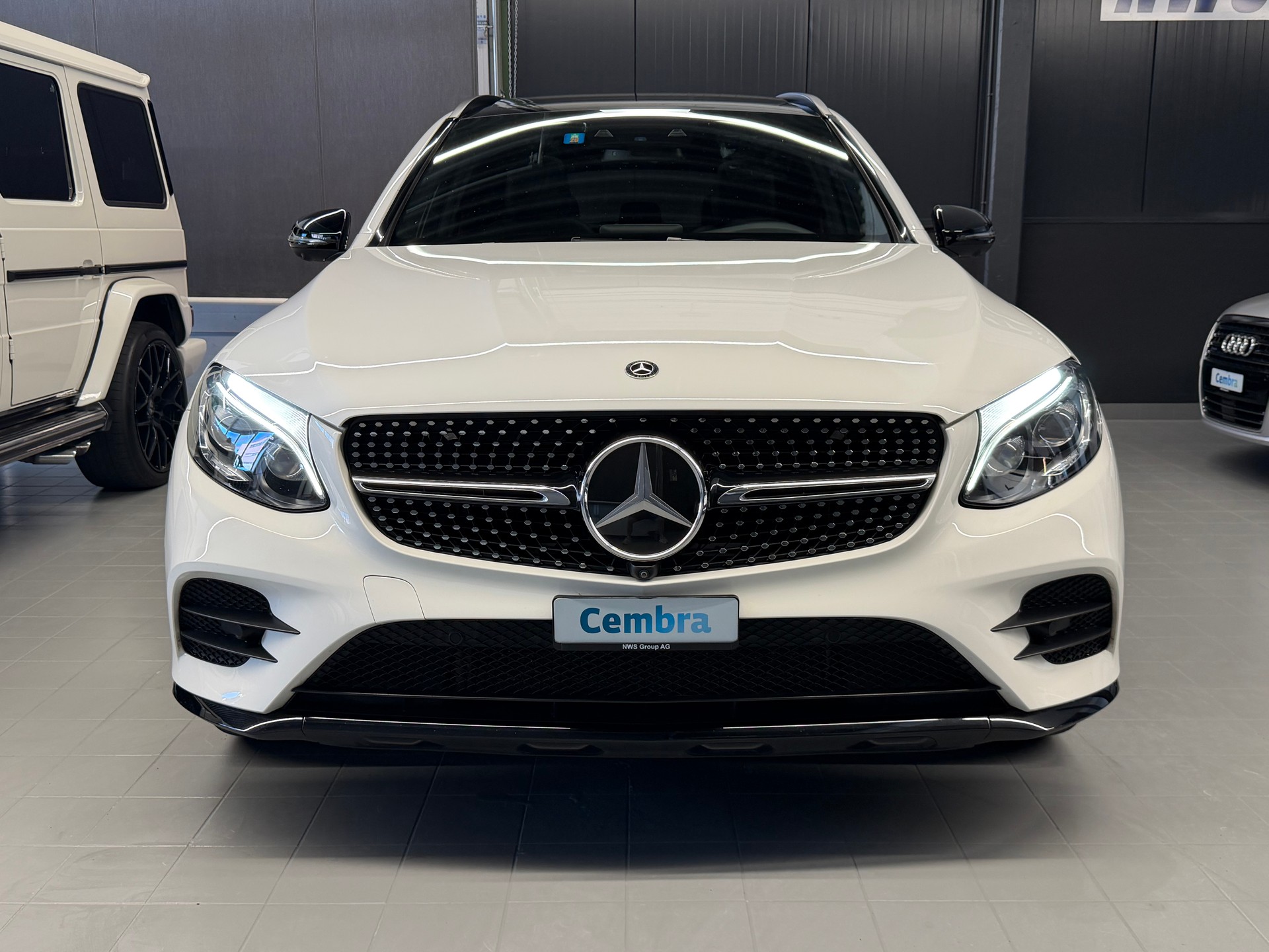 MERCEDES-BENZ GLC 350 d AMG Line 4Matic 9G-Tronic-showroom-element-2