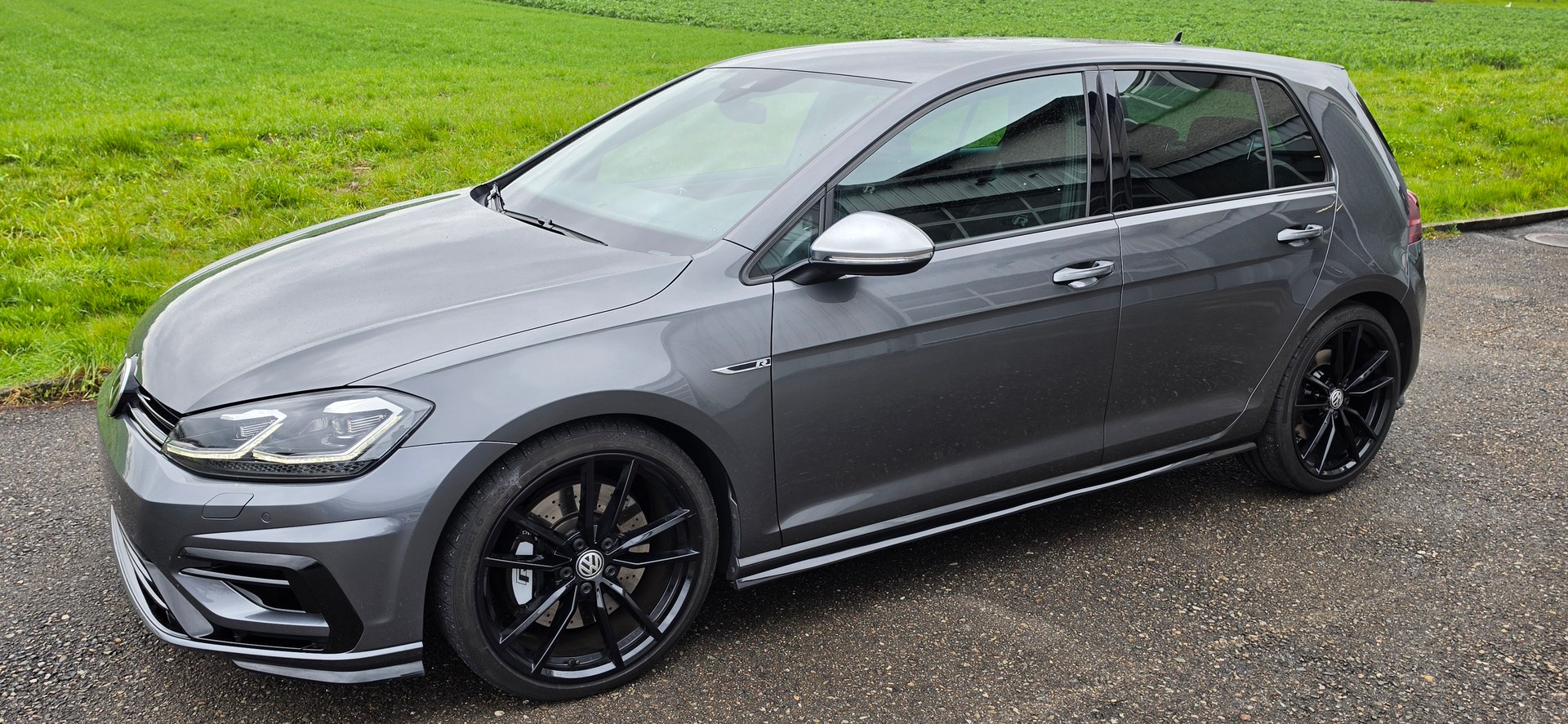 VW Golf 2.0 TSI R 4Motion DSG-image-0