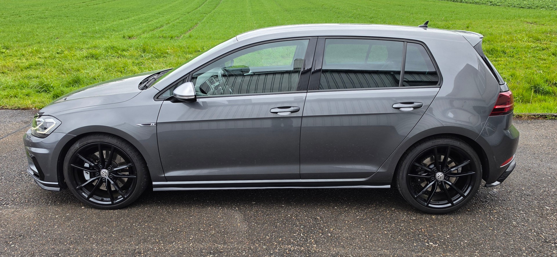 VW Golf 2.0 TSI R 4Motion DSG-image-3