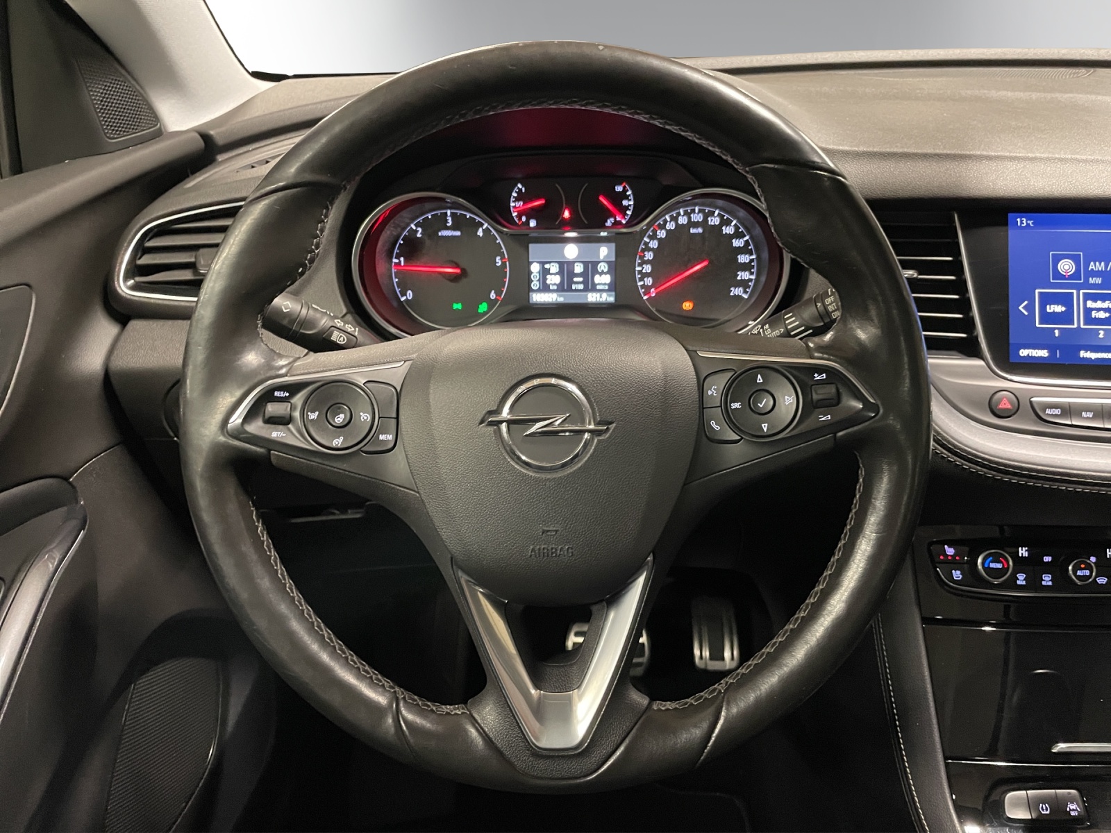 Image OPEL GRANDLAND-X Grandland X 1.5CDTi Design Line Automatic