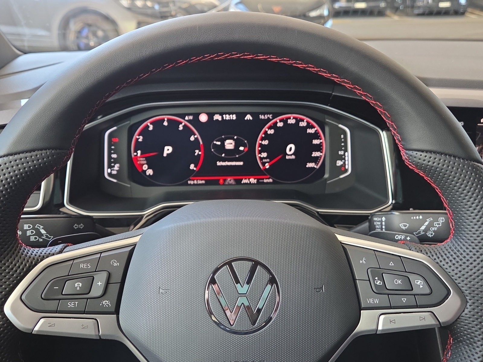 VW Polo 2.0 TSI GTI DSG-image-10