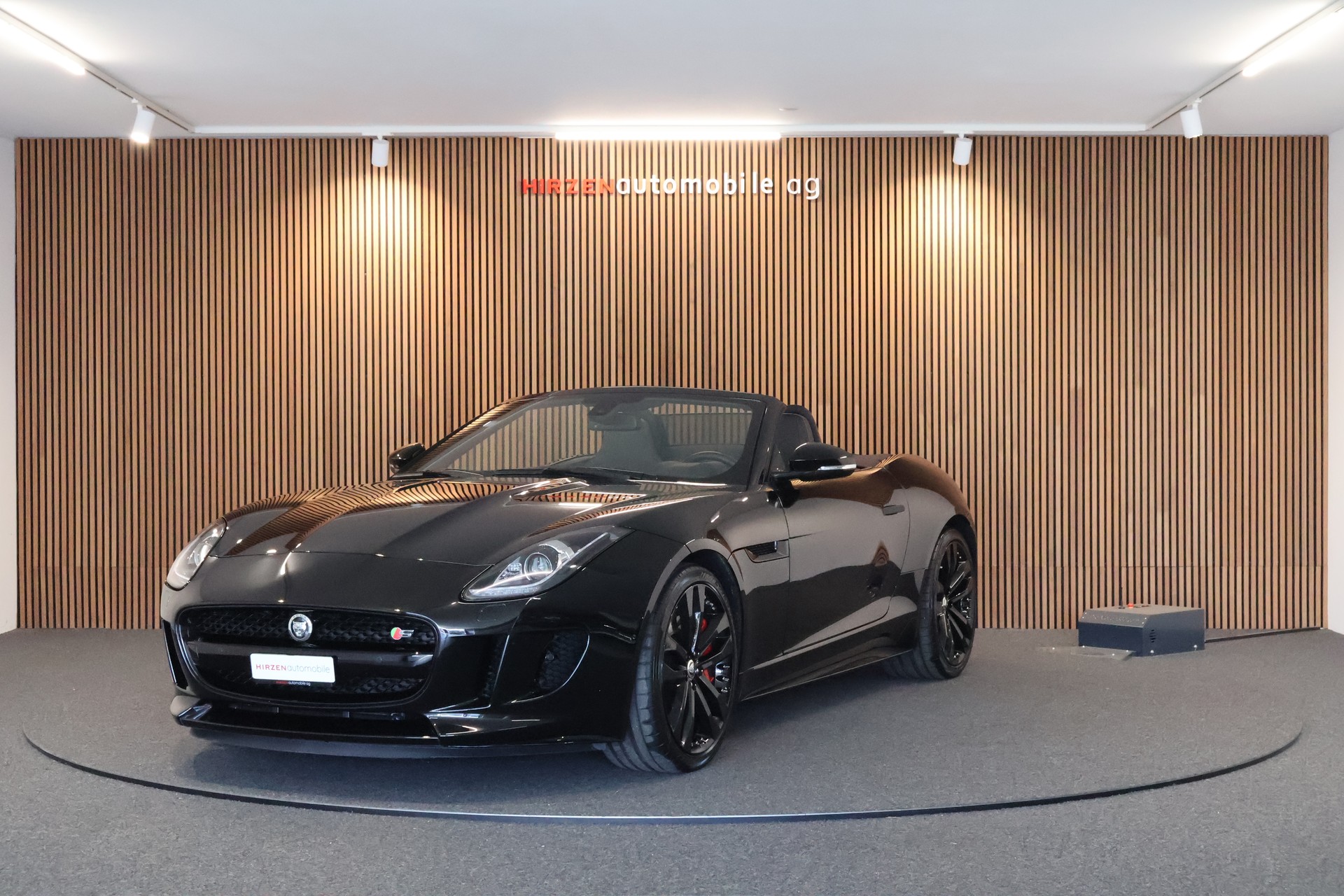 JAGUAR F-Type Convertible S 5.0 V8 S/C-image-0